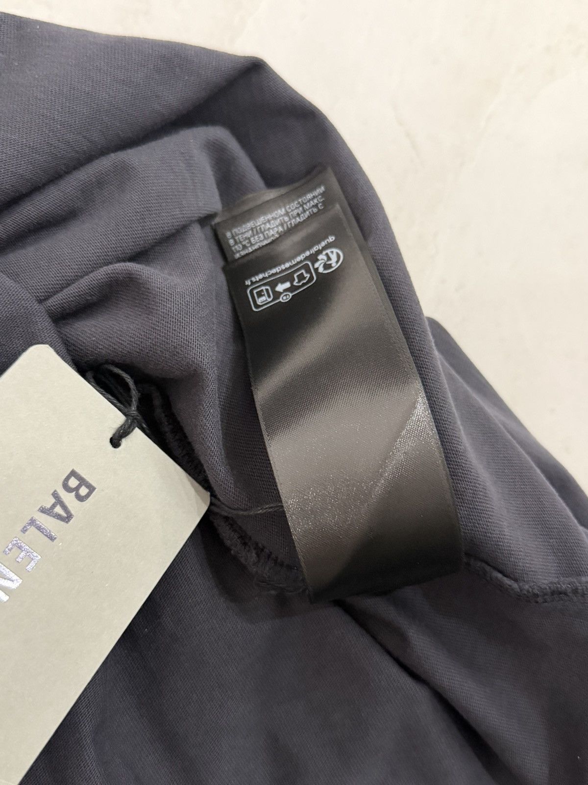 Balenciaga Balenciaga Be Kind Tshirt Black Sz.1 Oversized Size US S / EU 44-46 / 1 - 13 Thumbnail