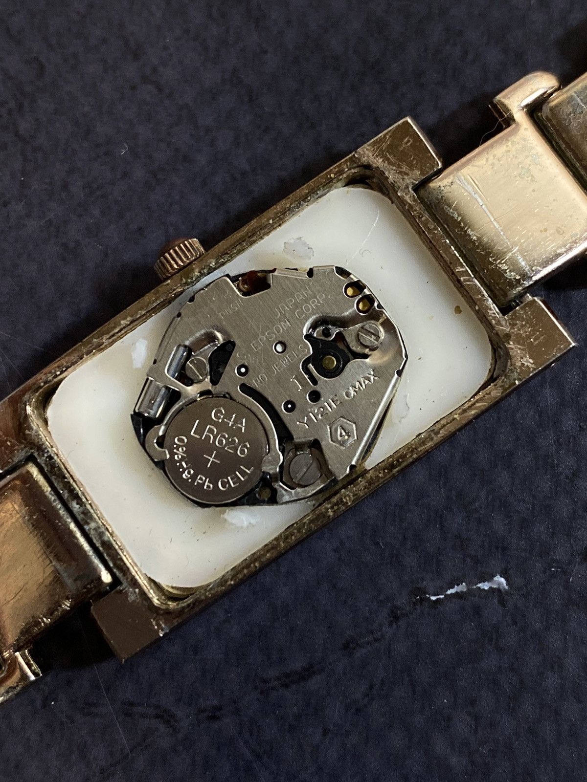 Jewelry × Vintage Elegant Quartz Gold-Tone Dress Watch Japanese Brand Size ONE SIZE - 9 Thumbnail