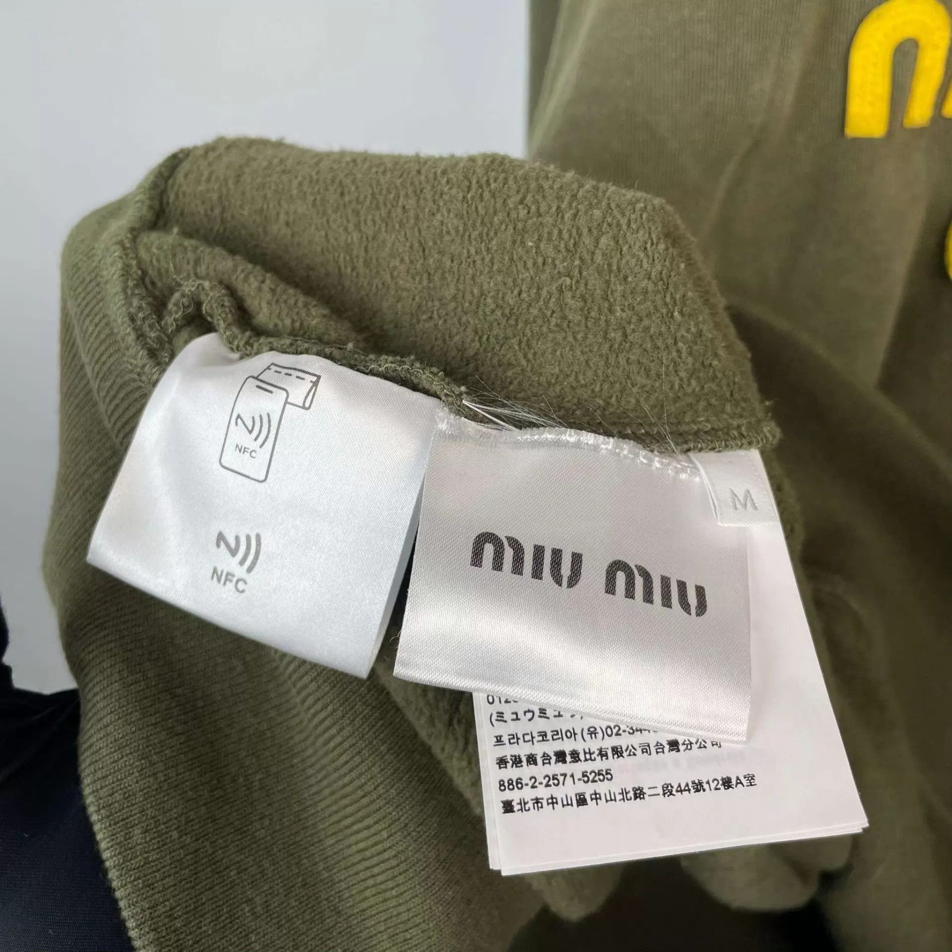 Miu Miu MIU MIU sweatshirt M deep green Size M / US 6-8 / IT 42-44 - 4 Thumbnail