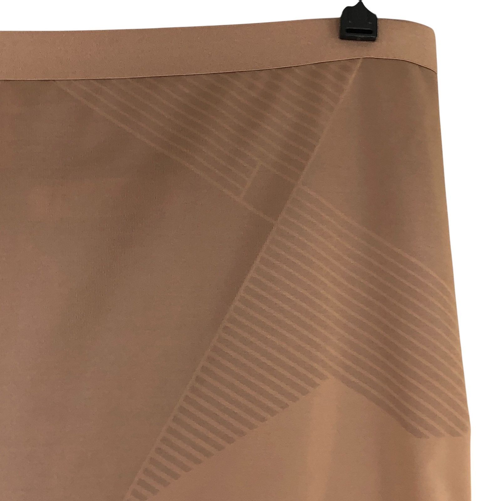 Spanx Spanx Size 2X Shorts Shapewear Invisible Mid Thigh Medium Size 33" - 7 Thumbnail