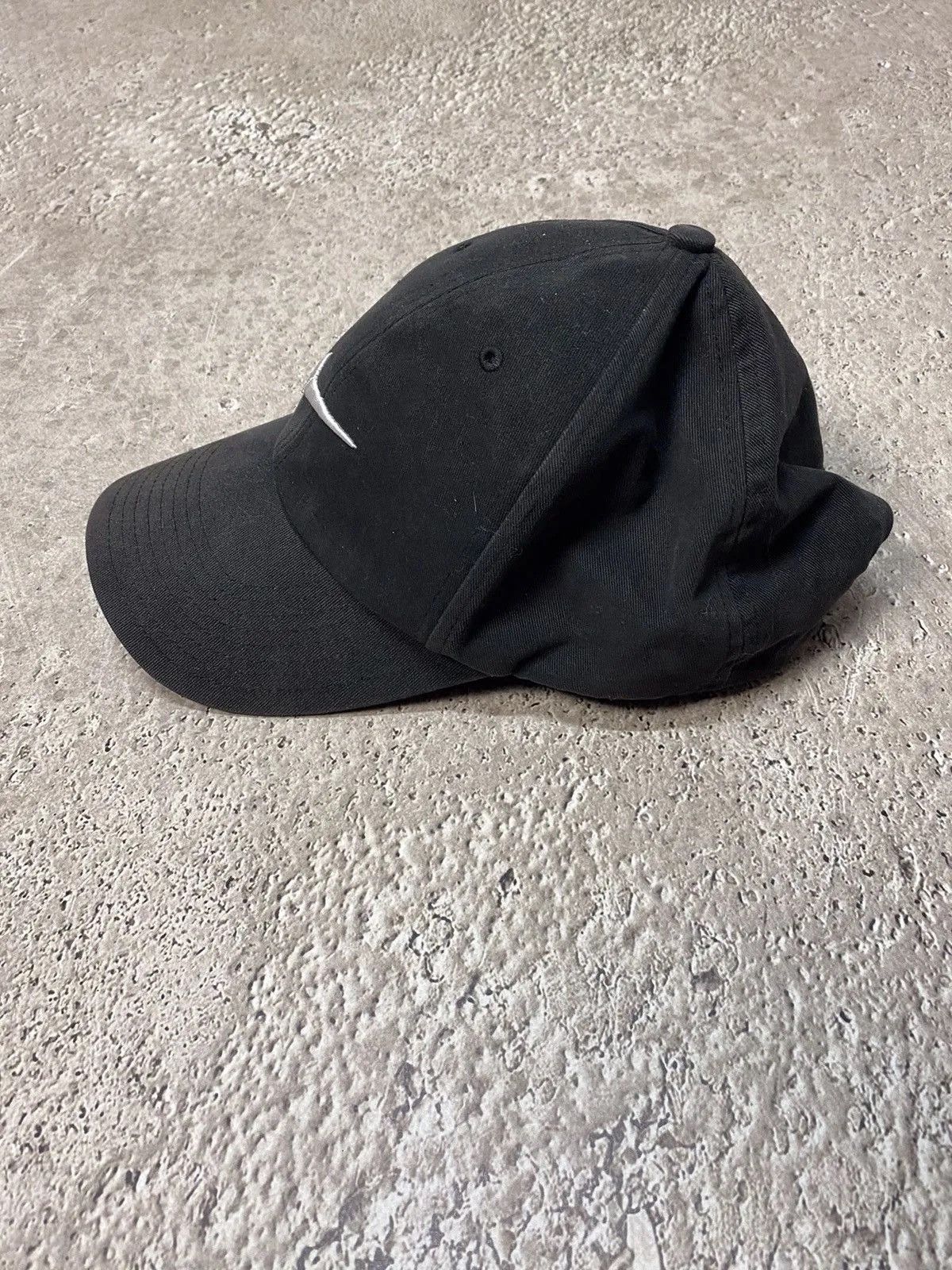 Nike Video y2k Nike swoosh rare cotton cap black washed Size ONE SIZE - 6 Thumbnail