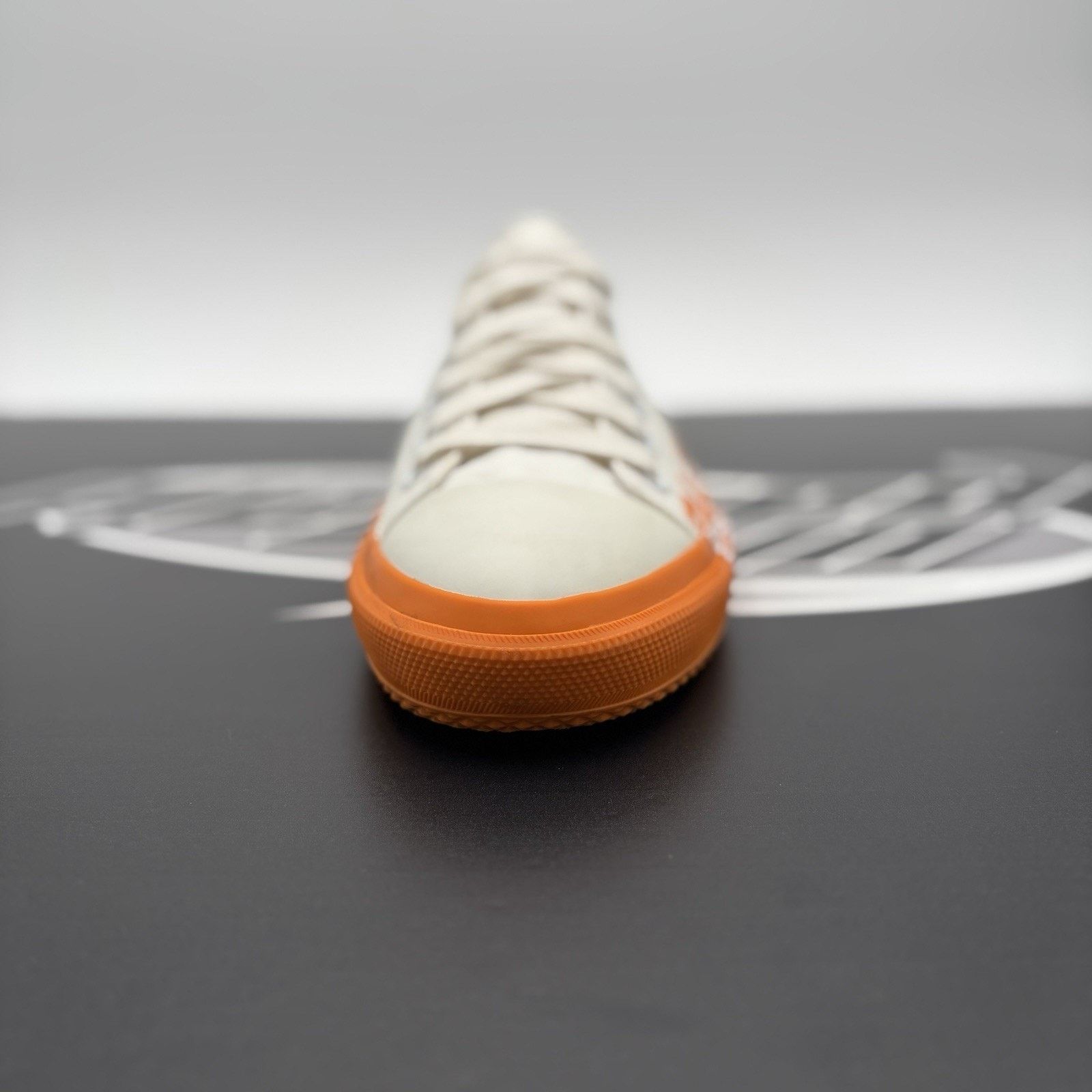 Burberry Burberry Low Sneaker ' Orange, White ' | SUPER CLEAN! Size US 8 / EU 41 - 16 Thumbnail