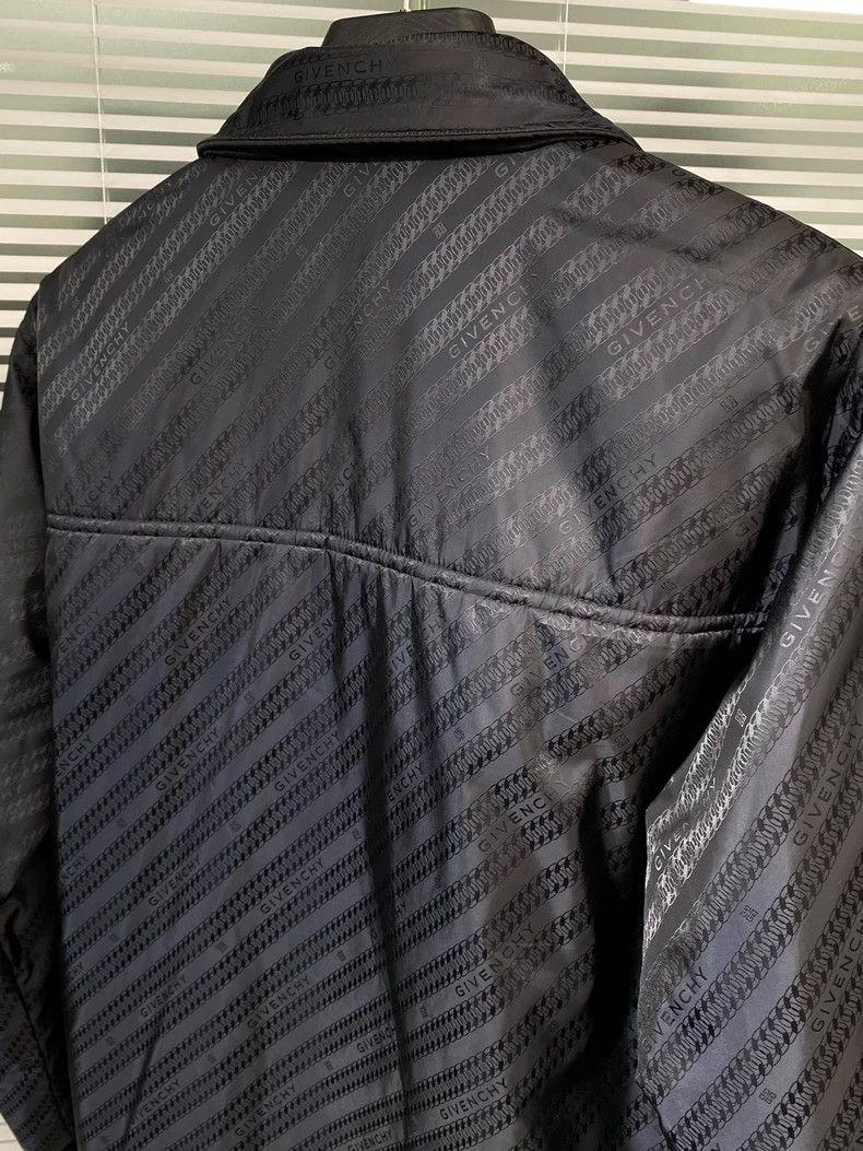 Givenchy Givenchy Double-sided cotton padded jacket 2506-Nextarrow Size US L / EU 52-54 / 3 - 8 Thumbnail