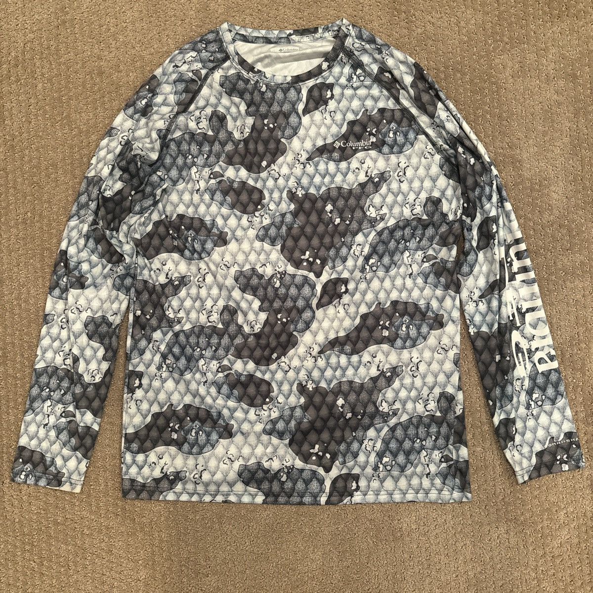 Columbia COLUMBIA SCALE PRINT THERMAL Size US L / EU 52-54 / 3 - 1 Thumbnail