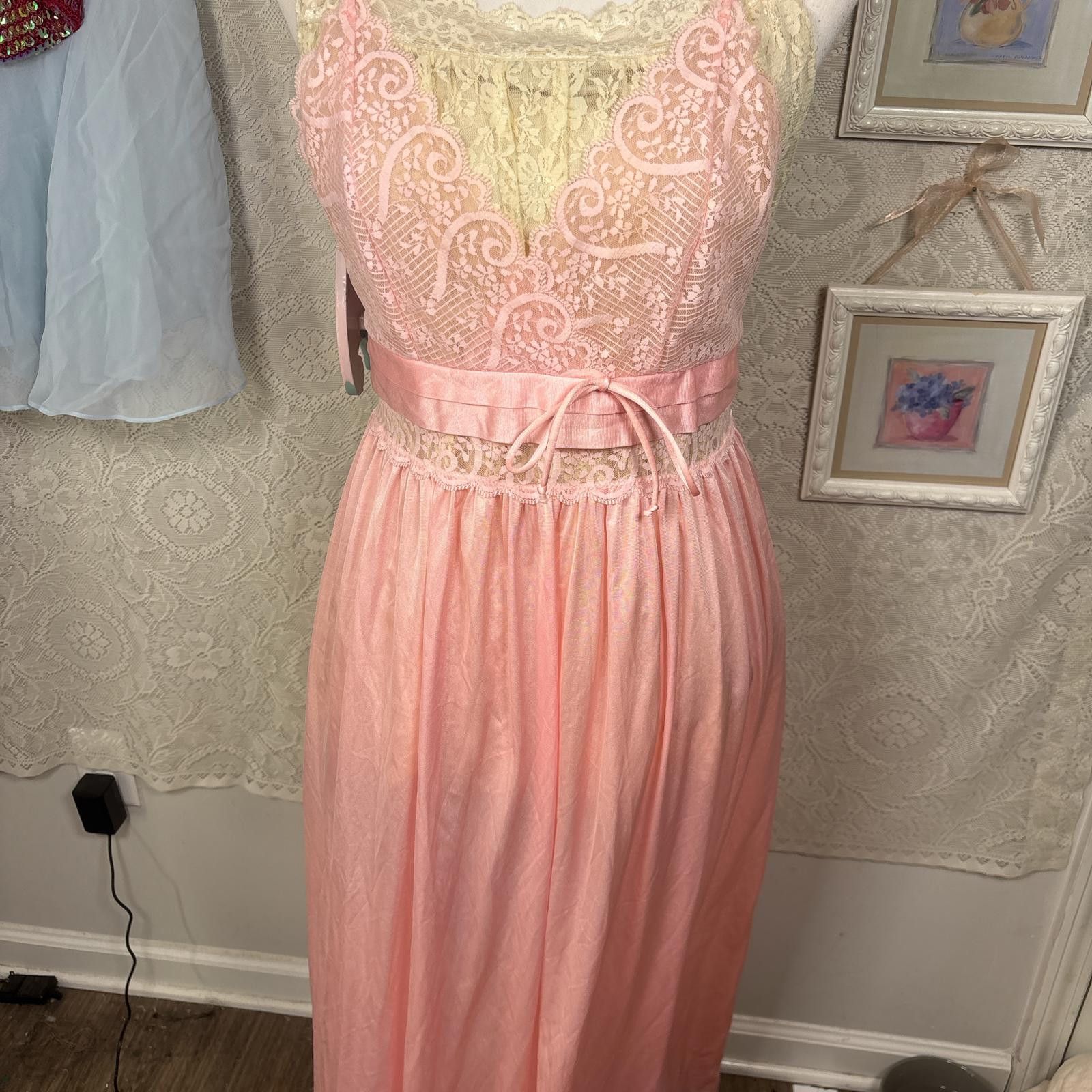 Other vintage pink lace coquette slip dress Size M / US 6-8 / IT 42-44 - 4 Thumbnail