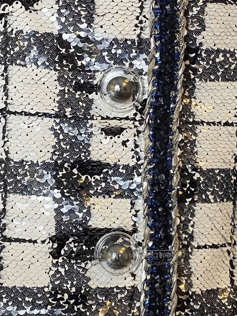 Chanel Chanel Black and white plaid sequin jacket Size S / US 4 / IT 40 - 4 Thumbnail