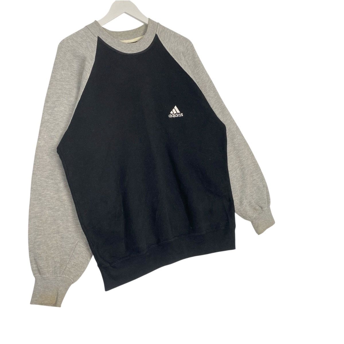 Other Vintage Adidas Small Logo Embroidered Crewneck Sweatshirt Size US M / EU 48-50 / 2 - 3 Thumbnail