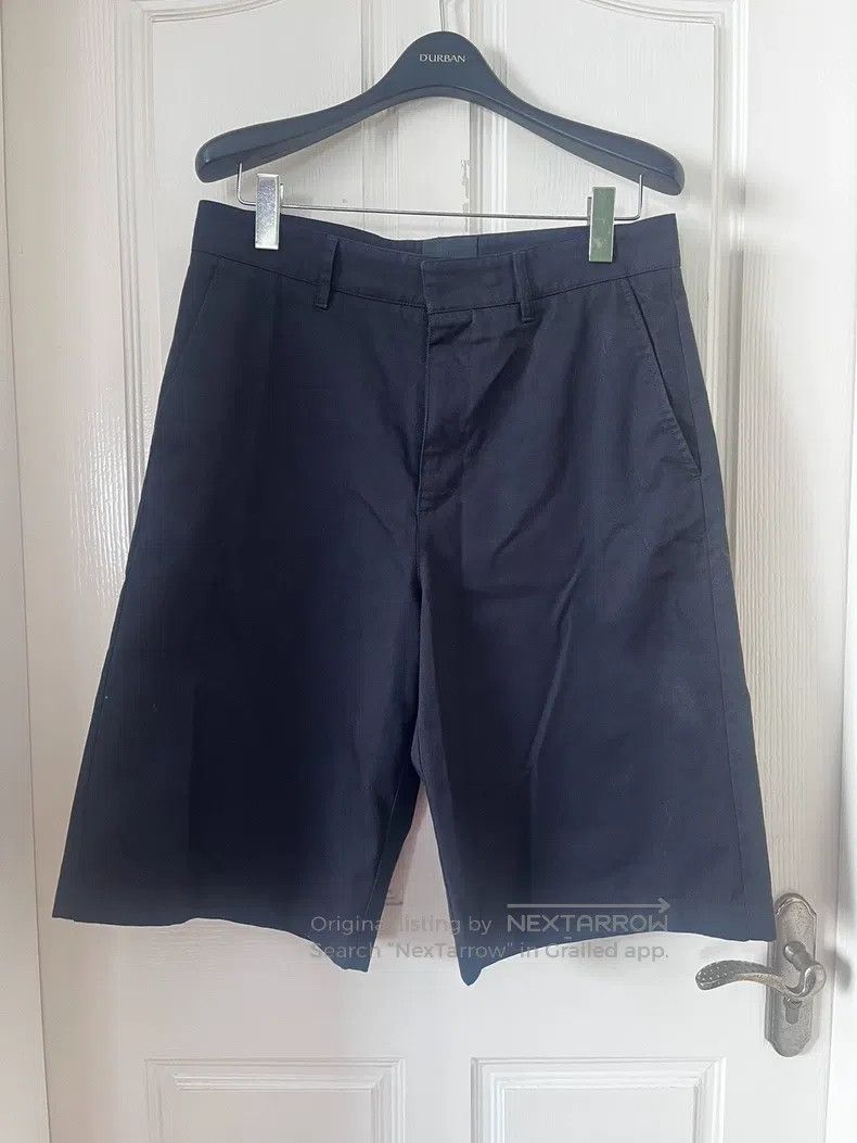 Givenchy Givenchy SizeM Loose Fit Black Five-Quarter Pants Size US 29 - 1 Thumbnail