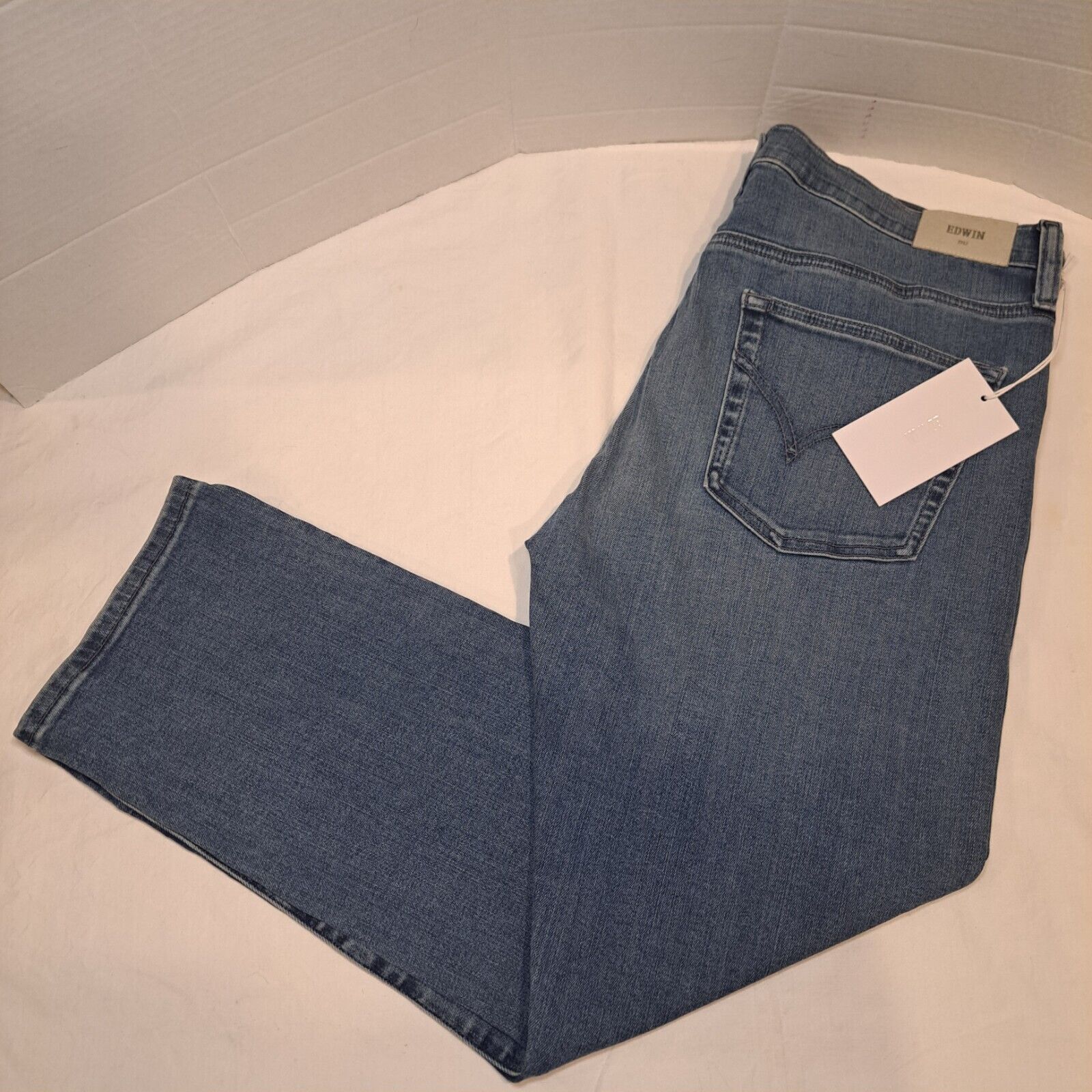 Edwin Edwin Jeans Elin Crop Straight Leg Denim Ambition Sz 31 NWT Size 31" - 8 Thumbnail
