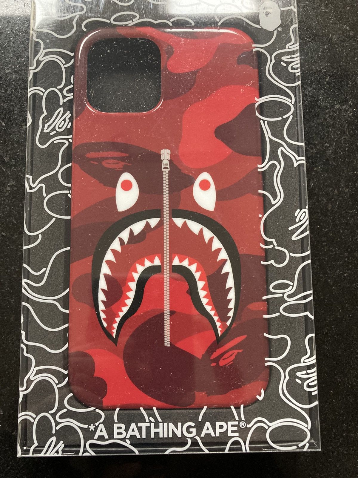 Bape BAPE A BATHING APE ABC CAMO SHARK IPHONE RED 12/12 PRO CASE. Size ONE SIZE - 1 Thumbnail