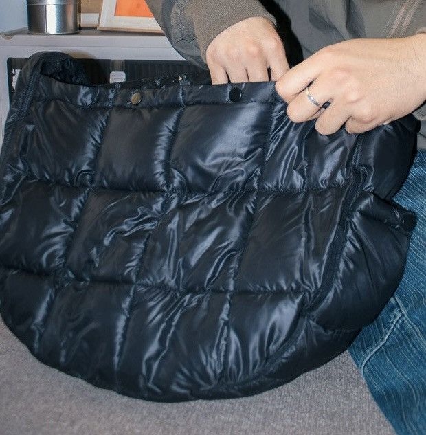 Japanese Brand × Vintage Retro y2k quilted hobo bag messenger bag Size ONE SIZE - 4 Thumbnail