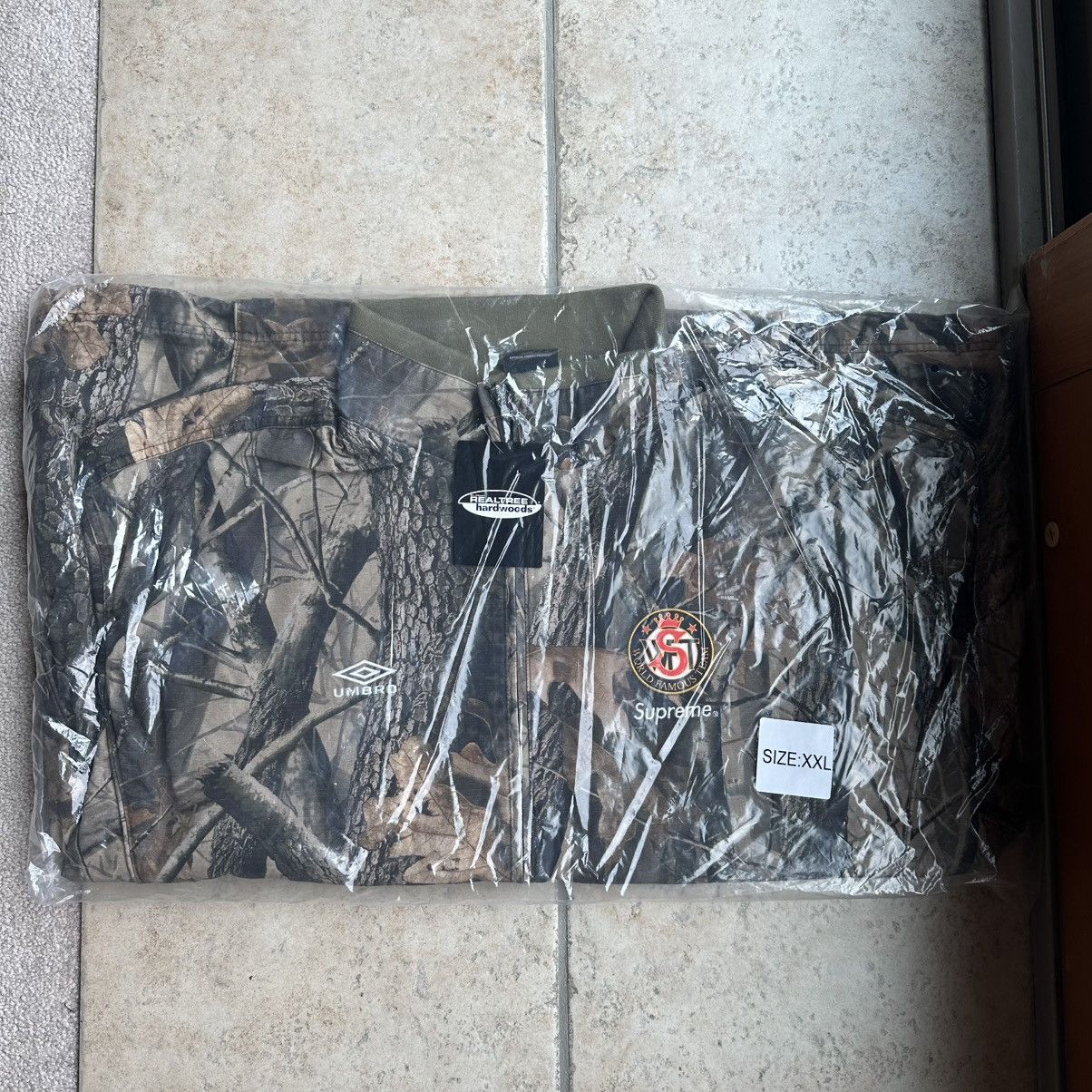 Supreme × Umbro Supreme Umbro Cotton Ripstop Track Jacket Realtree Camo XXL Size US XXL / EU 58 / 5 - 1 Thumbnail