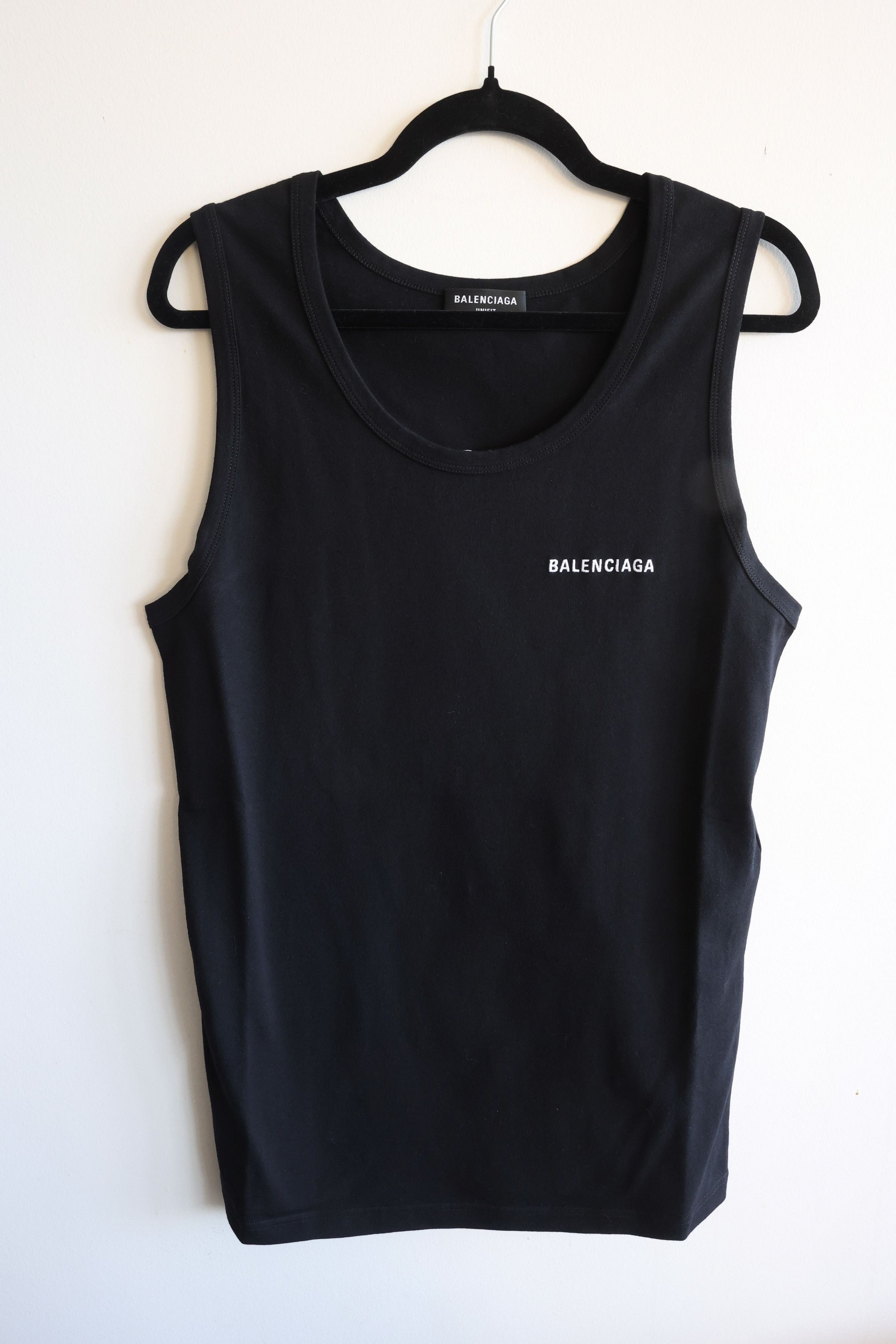 BALENCIAGA｜SLEEVELESS (724304 4A8B5 1077) Balenciaga Balenciaga Black Embroidered Logo Tank Top with
