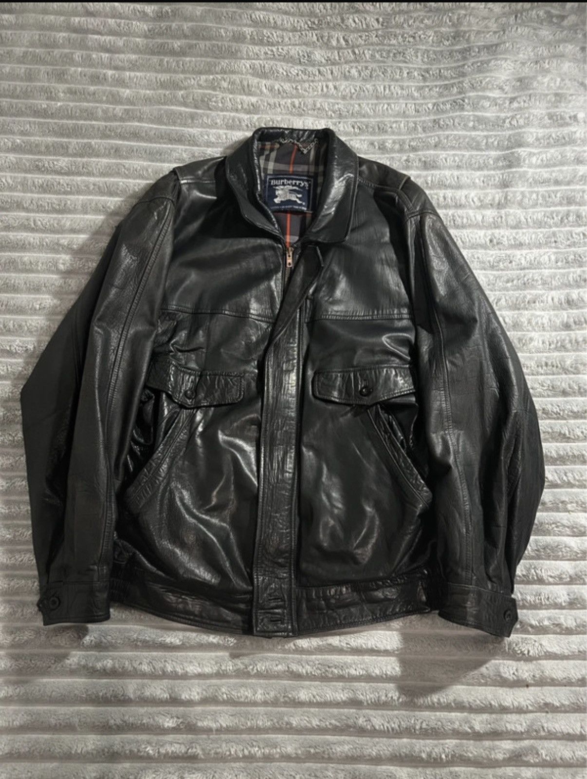 Burberry Vintage leather bomber jacket Burberry Burberrys L Size US L / EU 52-54 / 3 - 1 Thumbnail