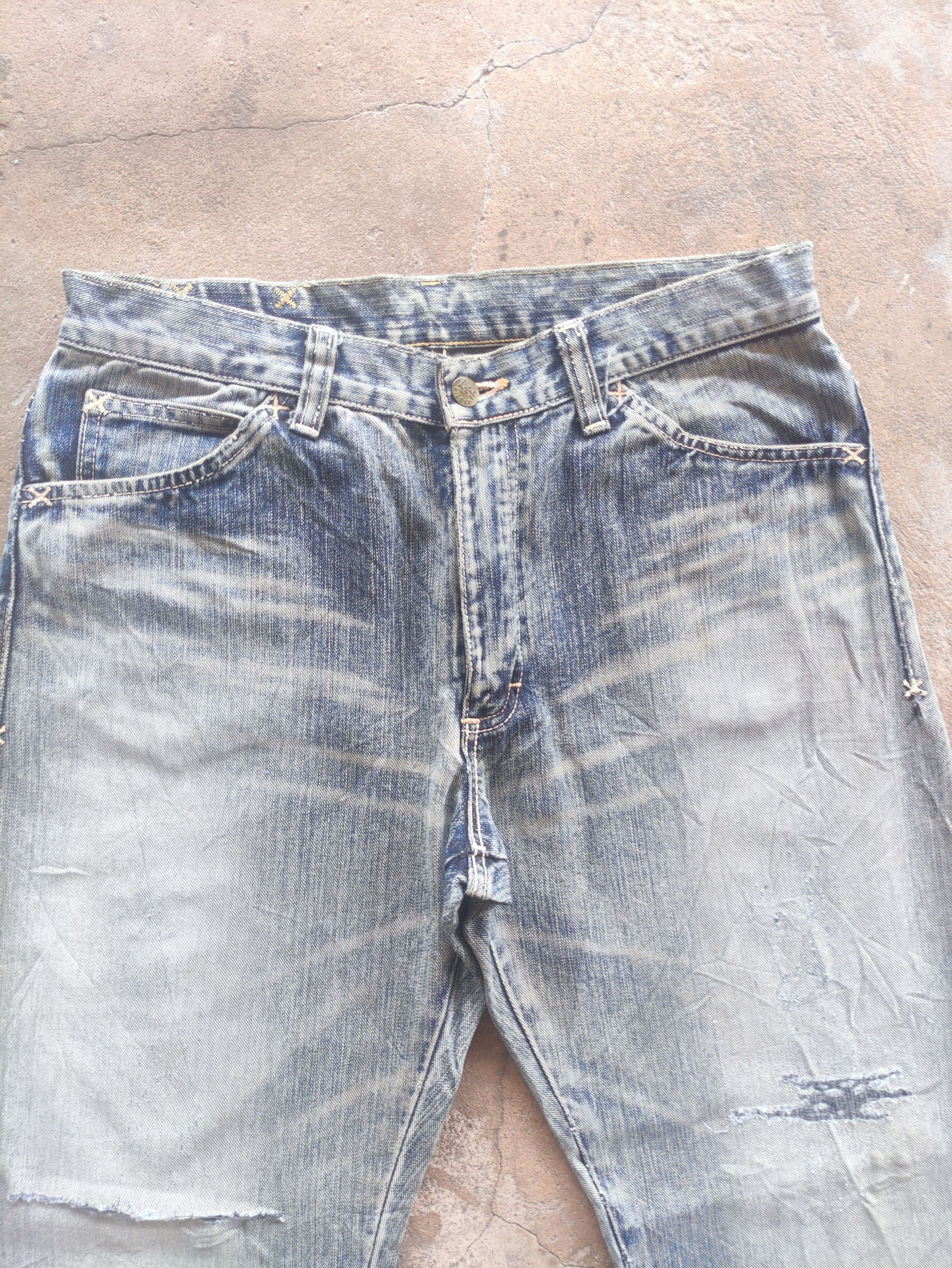 Jean × Lee × Vintage Vintage Lee Japan Denim Distressed Faded Pants Jeans W34 Size US 34 / EU 50 - 3 Thumbnail