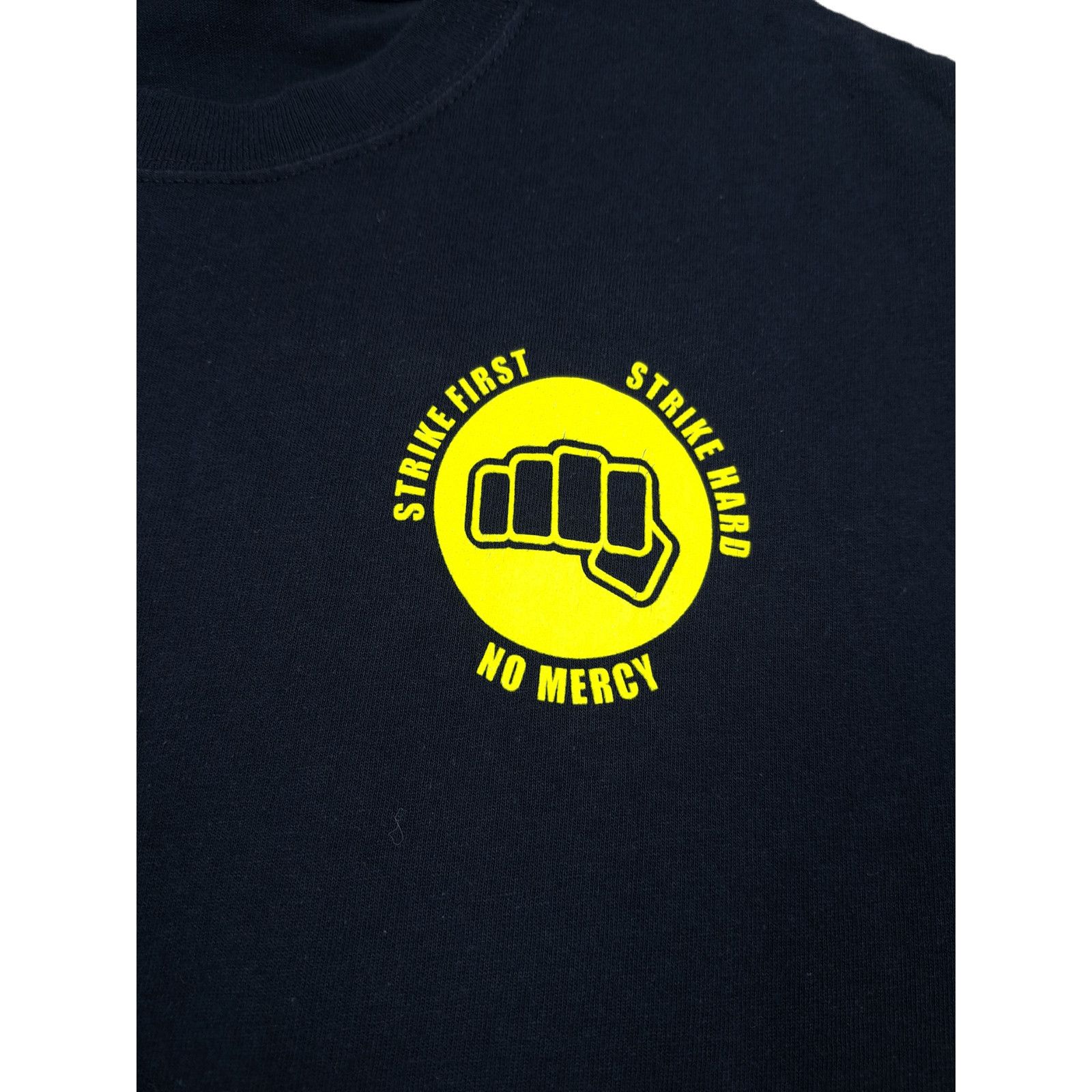 Vintage 💎 Vintage Cobra Kai Karate Kid Movie Snake Graphic T-shirt Size US S / EU 44-46 / 1 - 5 Thumbnail