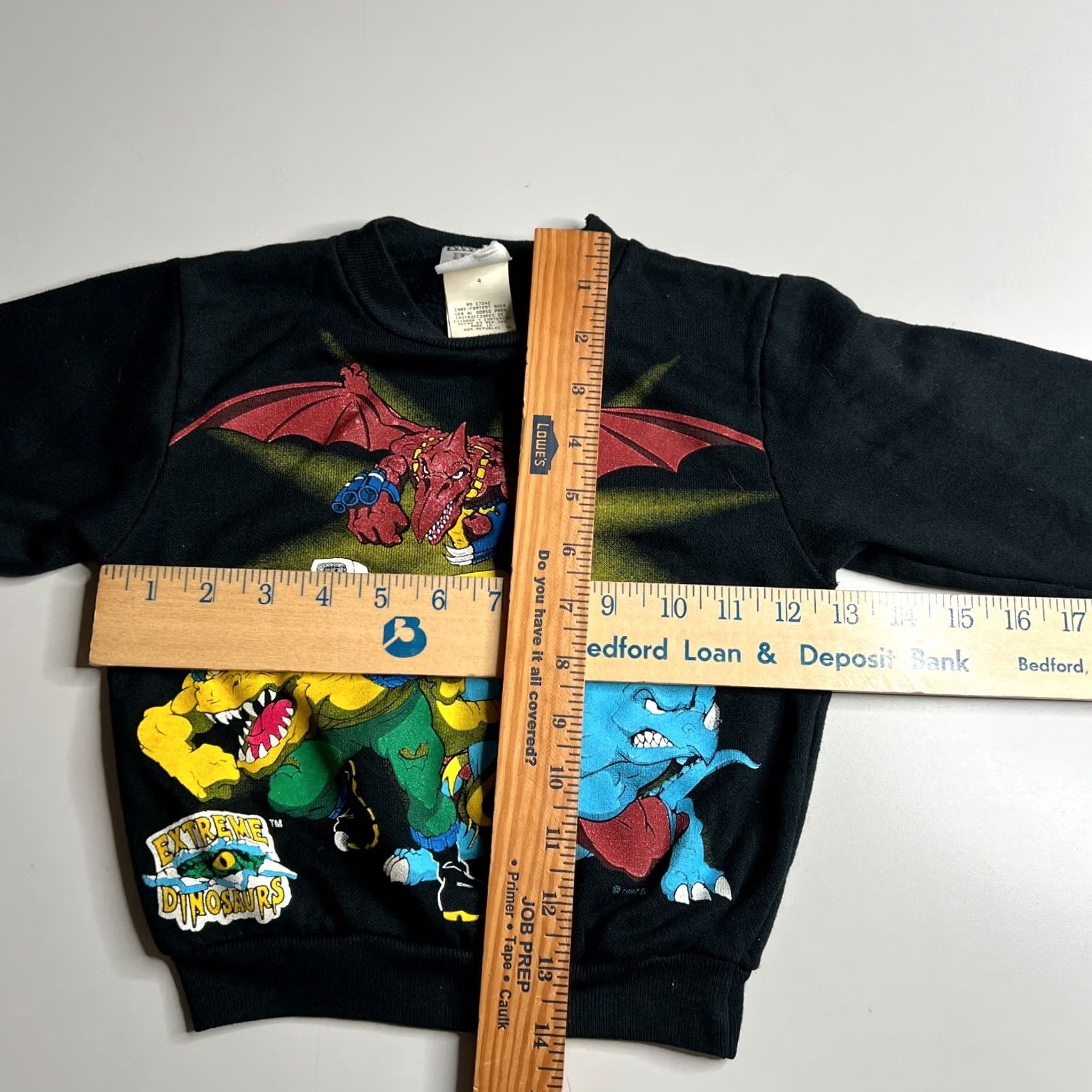 Etro VINTAGE Extreme Dinosaurs Sweatshirt Boys 4 Black 1997 90s Crewneck Long Sleeve Cartoon Graphic Vintage 1990s Authentic Licensed Graphic Sweatshirt Size US S / EU 44-46 / 1 - 4 Thumbnail