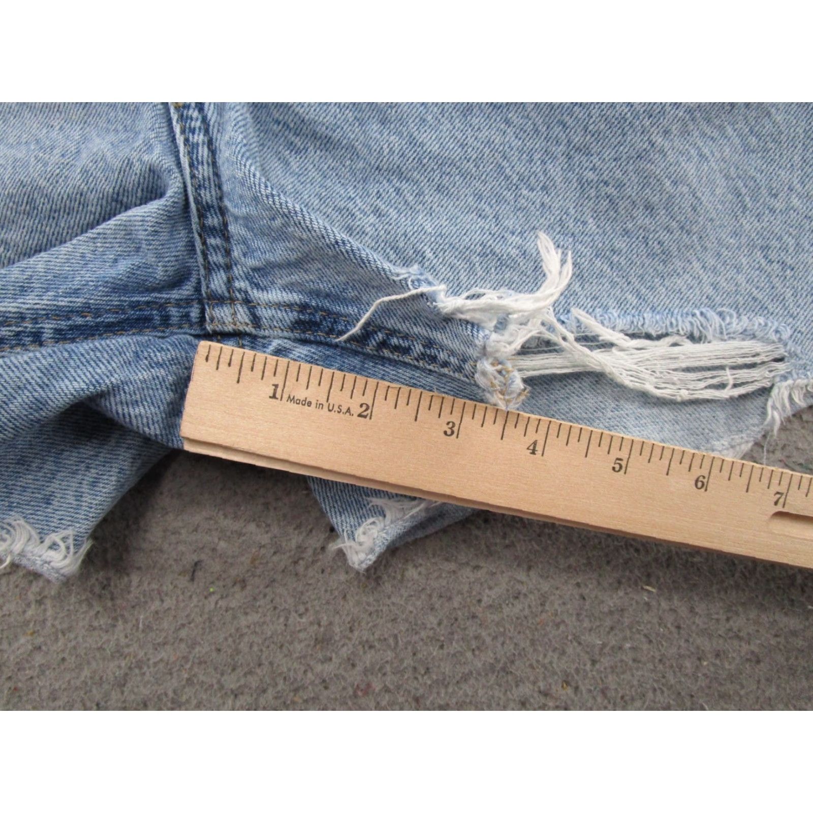 H&M H&M Womens Jeans Distressed Blue Denim Button Fly High Rise Mom Size 4 Size 27" / US 4 / IT 40 - 7 Thumbnail