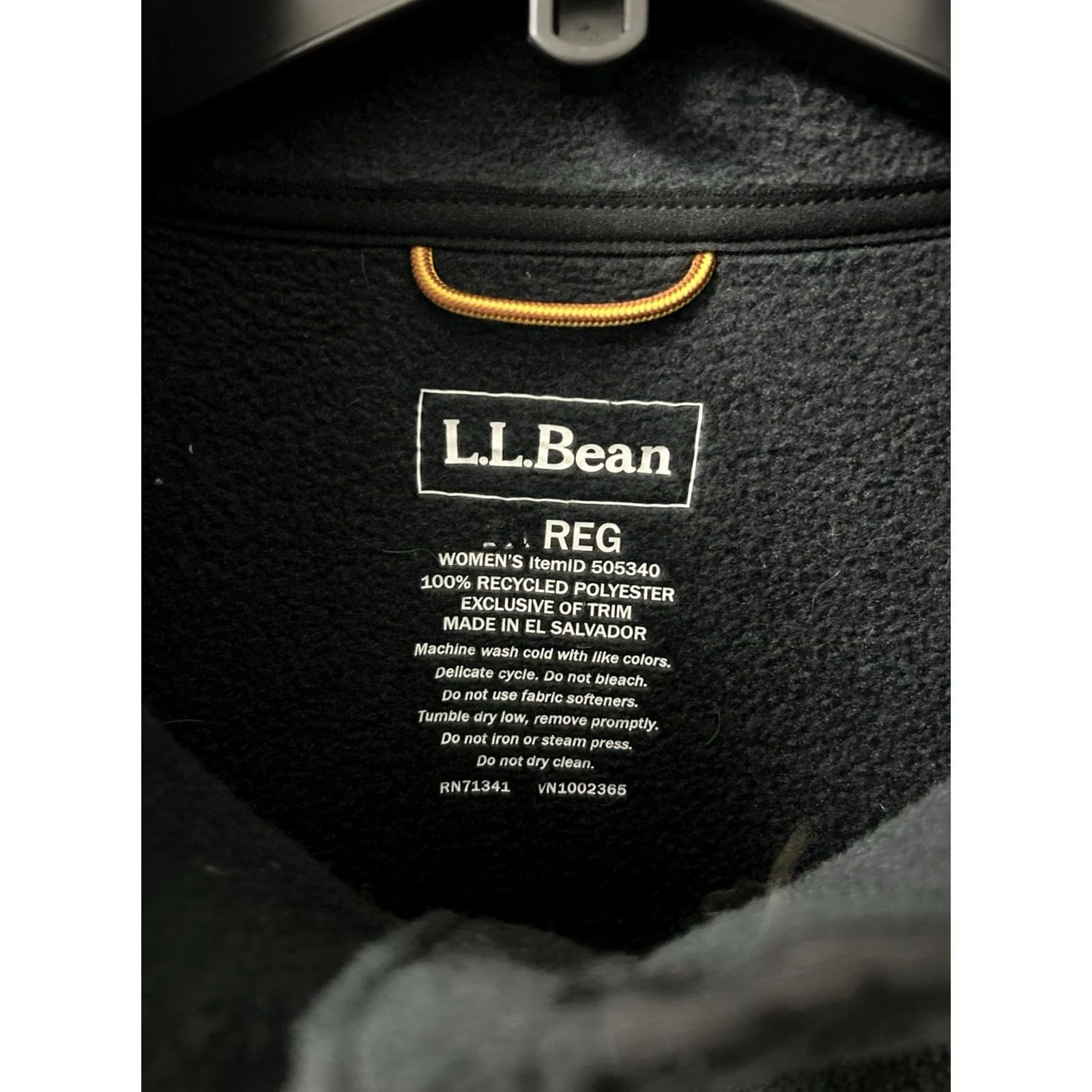 Vintage VINTAGE: No -> LL Bean Mountain Classic Fleece Jacket Womens 3X Black Full Zip L/S 505340 Size XXL / US 16-18 / IT 52-54 - 5 Thumbnail