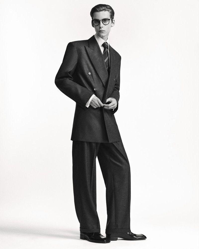 Saint Laurent Paris o1s1wg110126 811398 Size: L / Wide Tie in Striped Silk Size ONE SIZE - 2 Thumbnail