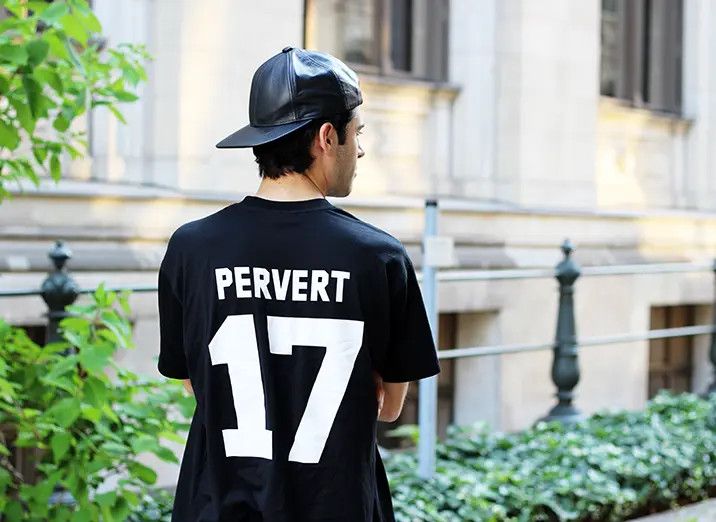 Givenchy Black Pervert 17 T-Shirt Size M / US 6-8 / IT 42-44 - 2 Thumbnail