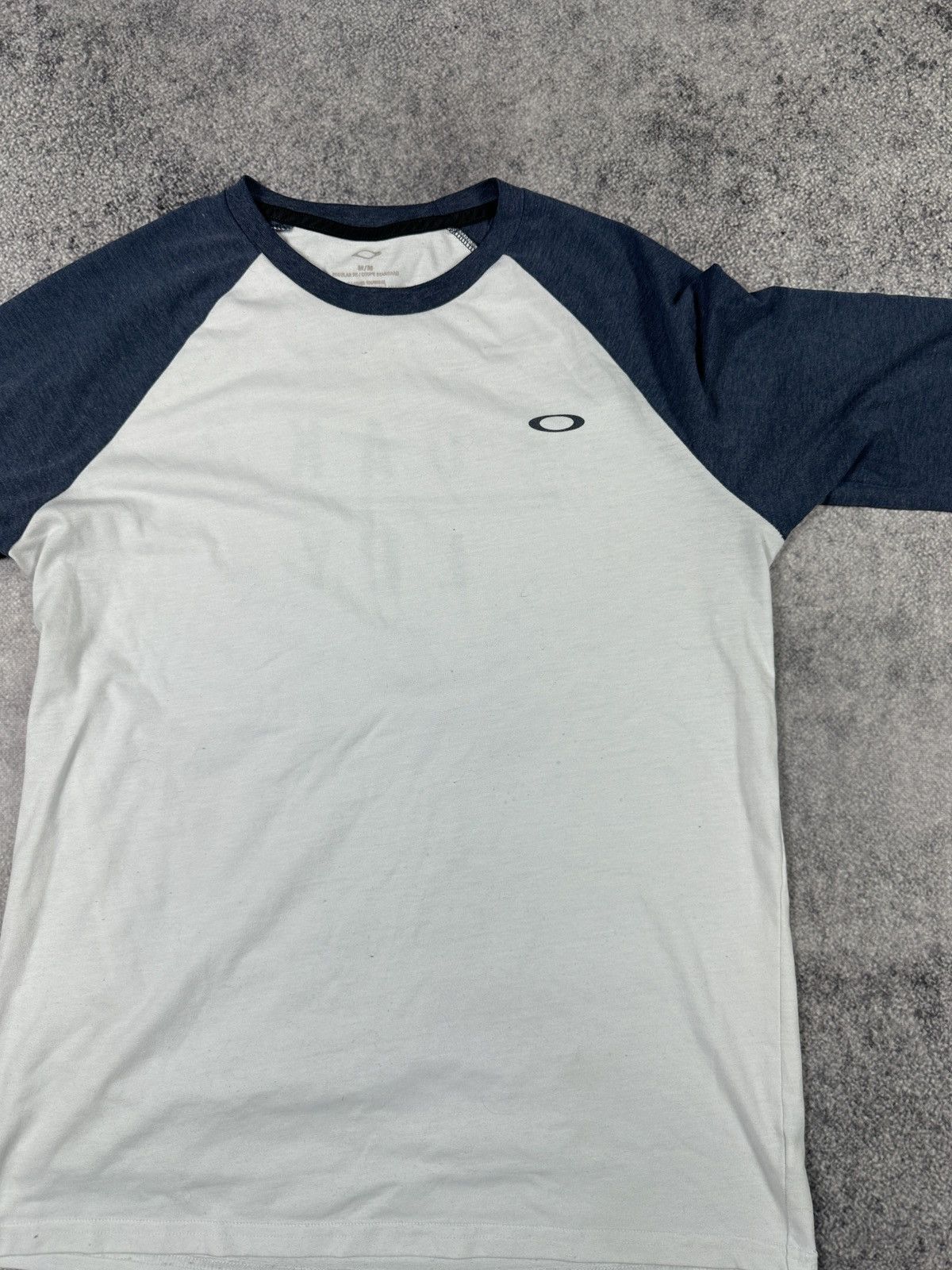 Oakley Y2K Oakley Logo t-shirt Streetwear Vintage USA M Casual Size US M / EU 48-50 / 2 - 3 Thumbnail