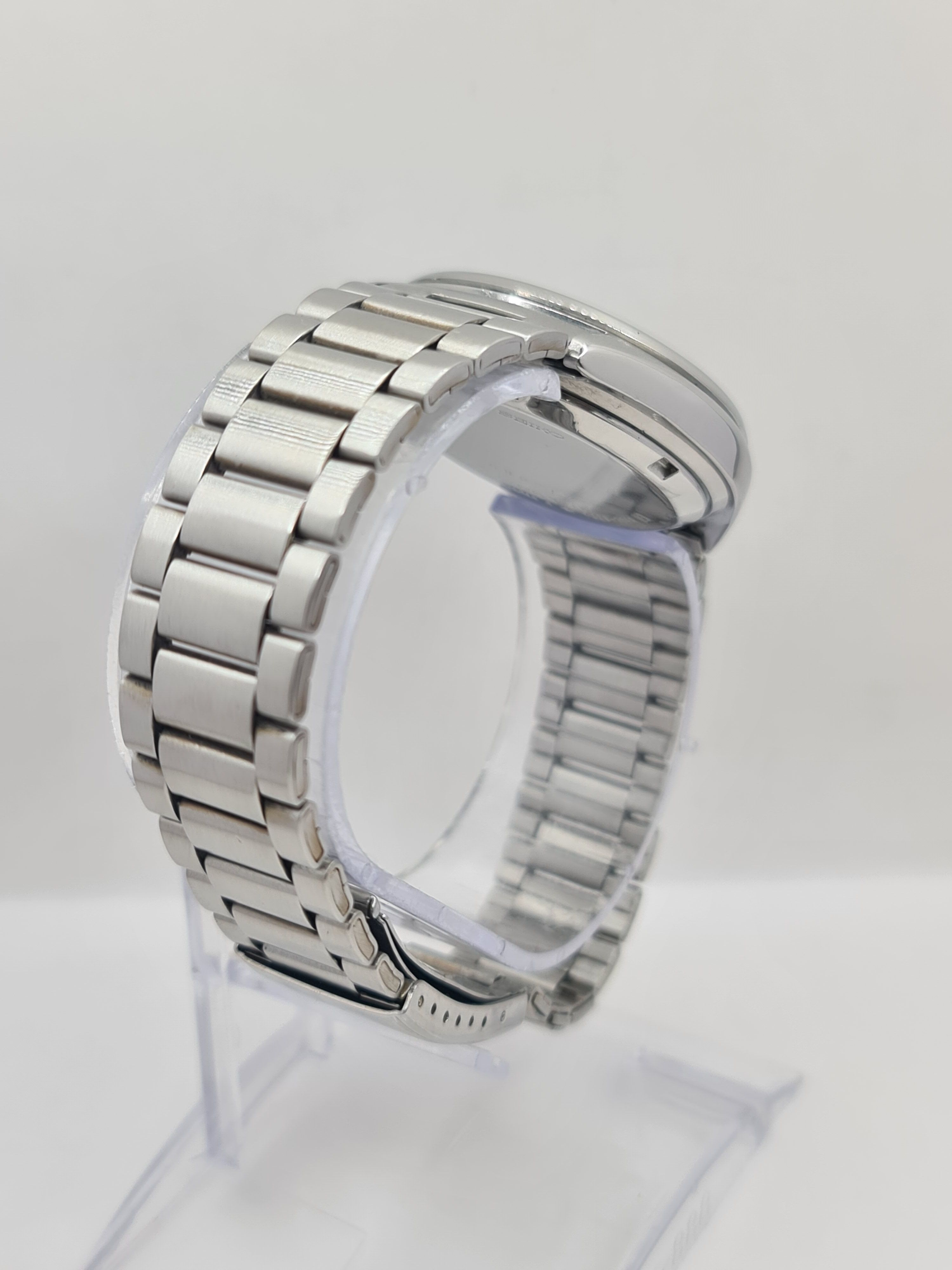 Seiko vintage Seiko 5 Automatic Wrist Watch Day/Date Japan Size 36 - 6 Thumbnail