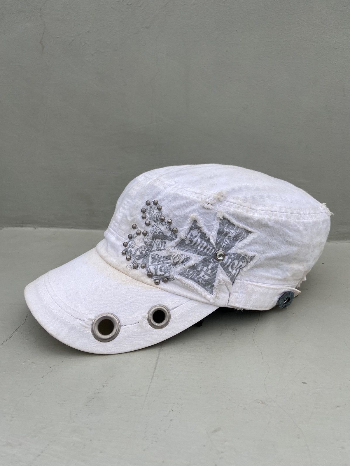 If Six Was Nine 2000s punk studded ifsix patrol hat Size ONE SIZE - 1 Thumbnail