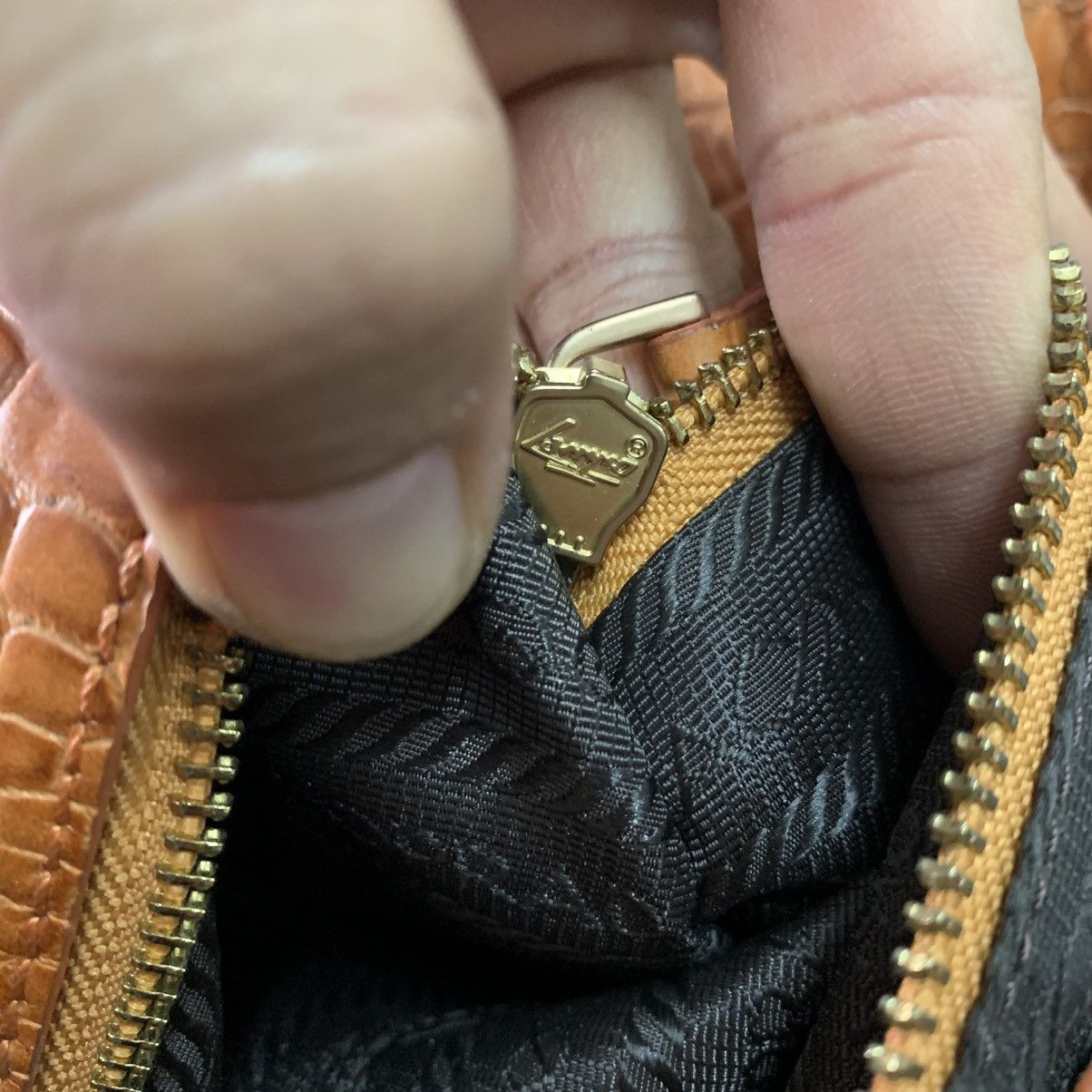 Prada Prada Leather Tote Bag Size ONE SIZE - 14 Thumbnail