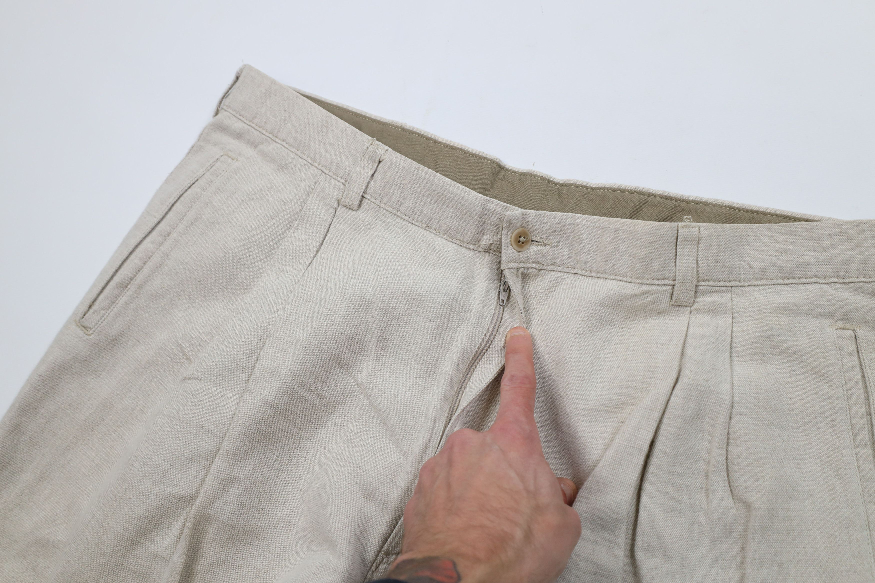 Vintage Vintage 90s Streetwear Wide Leg Chino Pants Trousers Tan Size US 38 / EU 54 - 6 Thumbnail