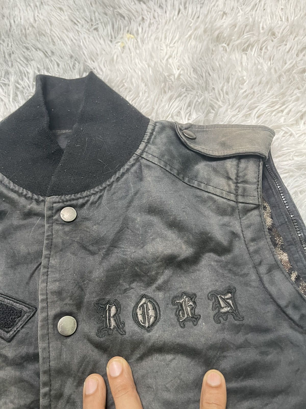 If Six Was Nine 2000s ROEN LEATHER 2 WAY JACKET EMBROIDERED LOGO DISTRESSED Size US S / EU 44-46 / 1 - 10 Thumbnail