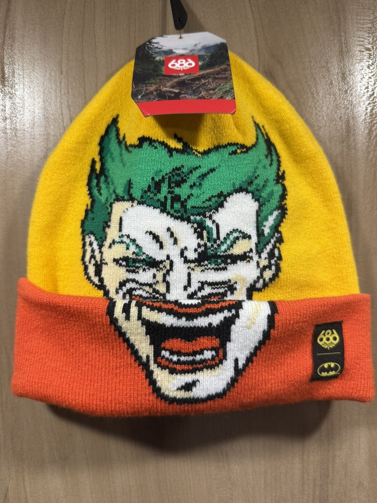 686 BNWT 686 x Joker Beanie – DC Collab w/ Big Bold Face Logo Size ONE SIZE - 1 Thumbnail