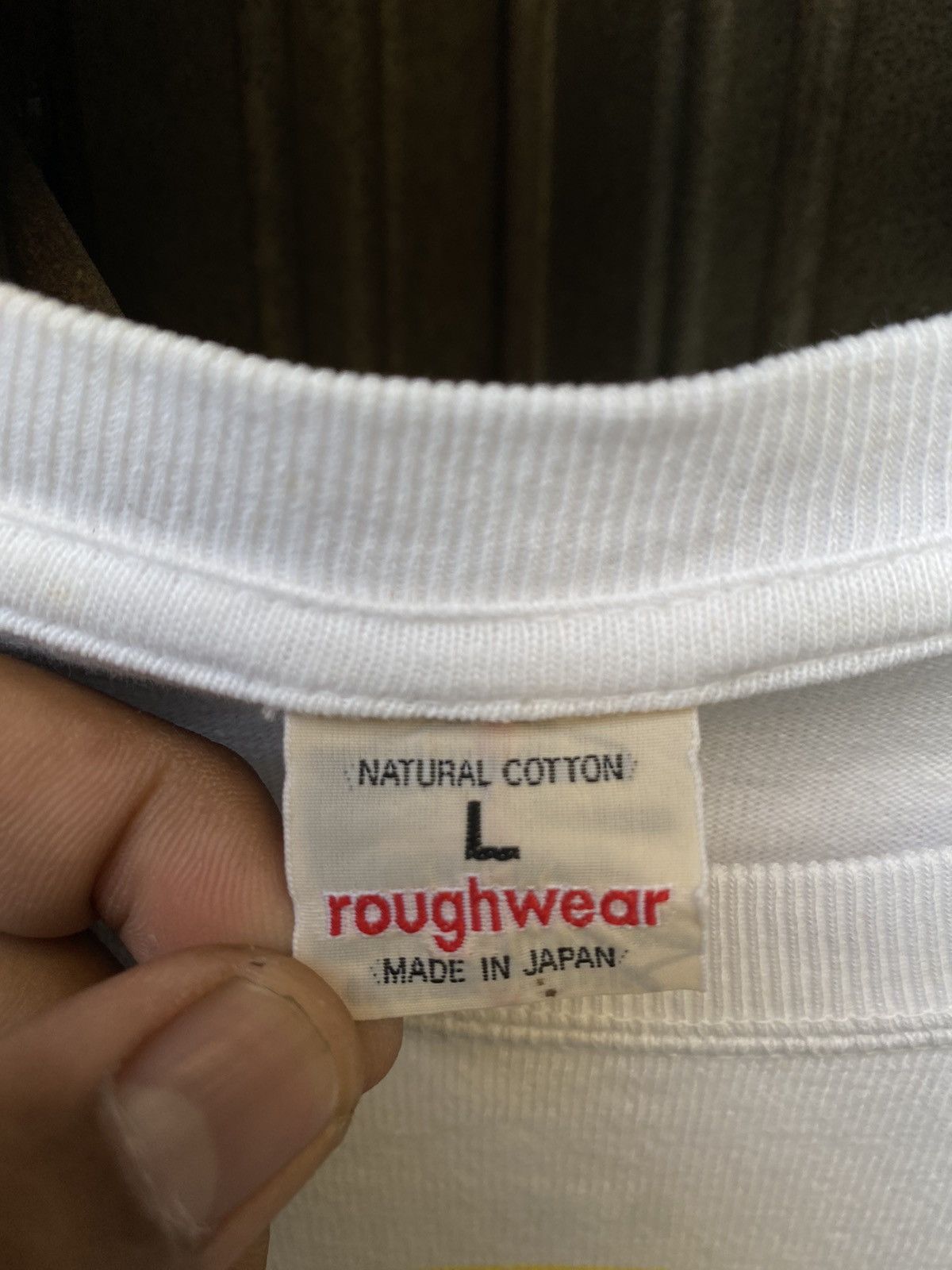 Japanese Brand Vintage Roughwear Japanese Brand Tee Size US S / EU 44-46 / 1 - 4 Thumbnail