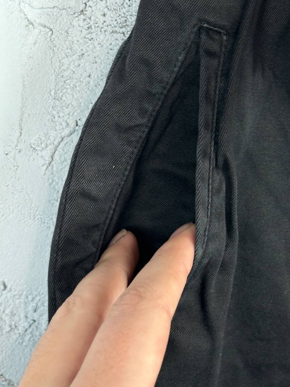Prada Avant Garde Prada Black Culottes Pants Size 44 Size 30" / US 8 / IT 44 - 10 Thumbnail