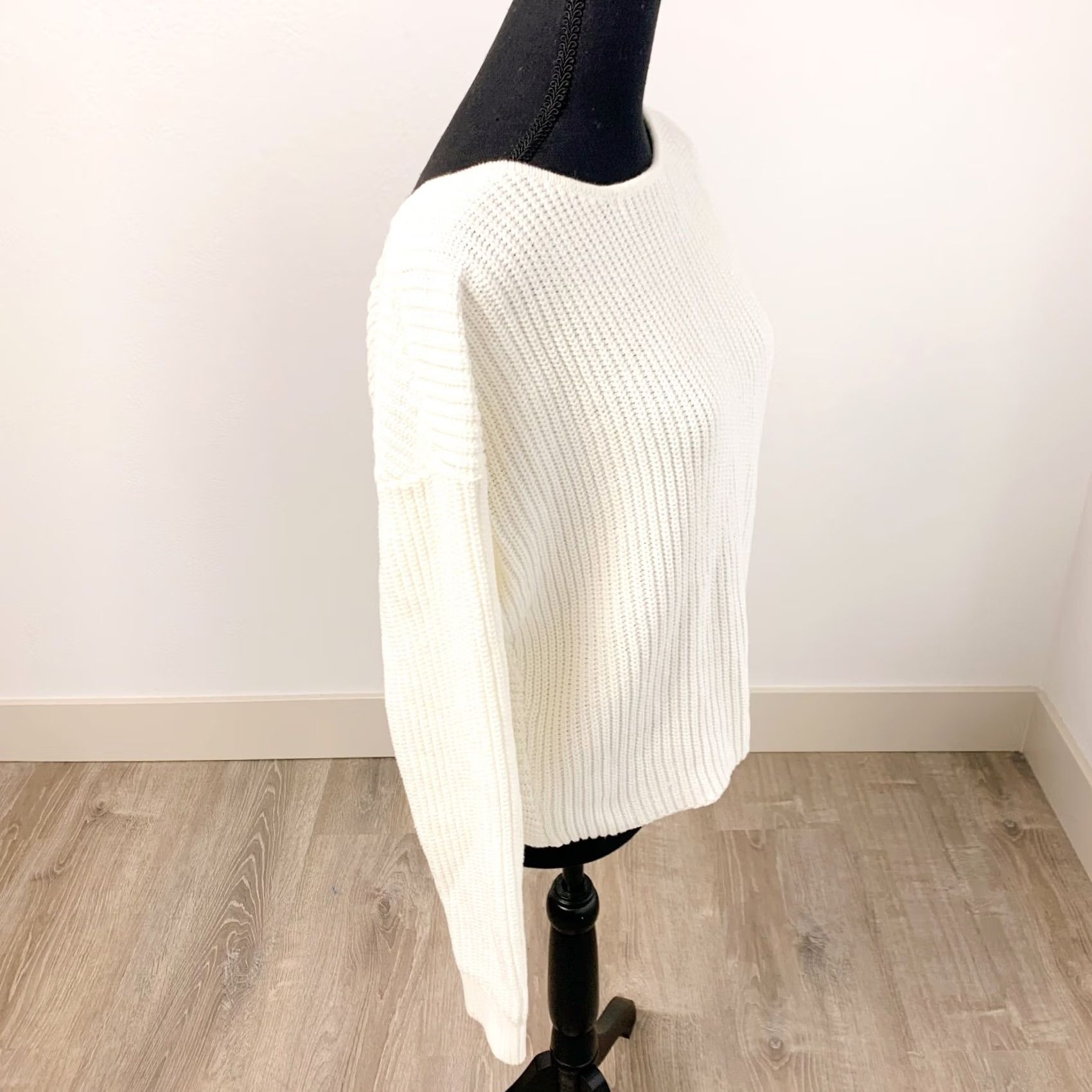 Vintage Roxy Sweater Shirt Woman Medium White Bamboo Bridge Cross Back Knit Long Sleeve Pullover NWT Size M / US 6-8 / IT 42-44 - 4 Thumbnail