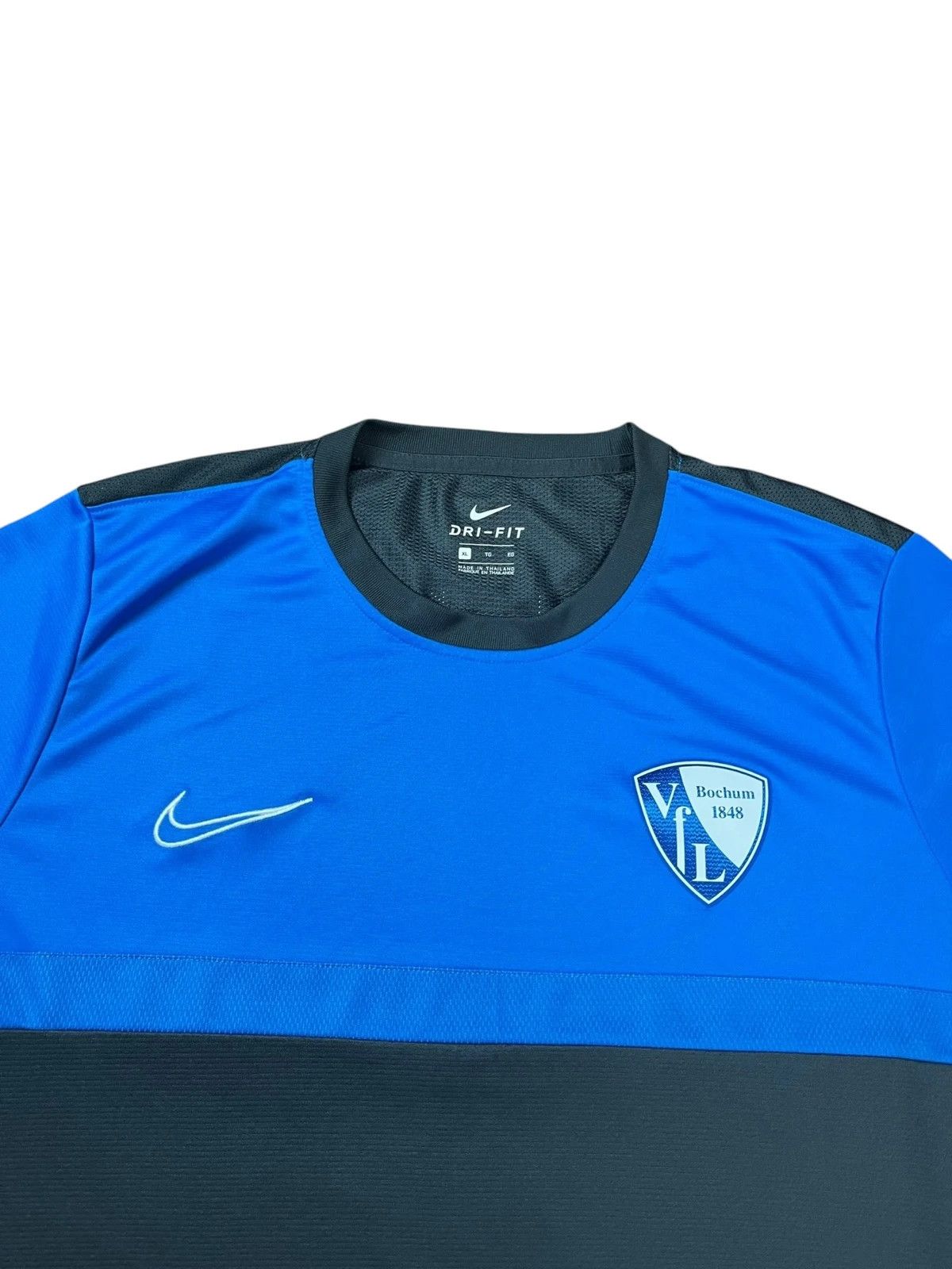 Nike VfL Bochum Bundesliga Football Jersey Shirt NikeM Size US M / EU 48-50 / 2 - 3 Thumbnail