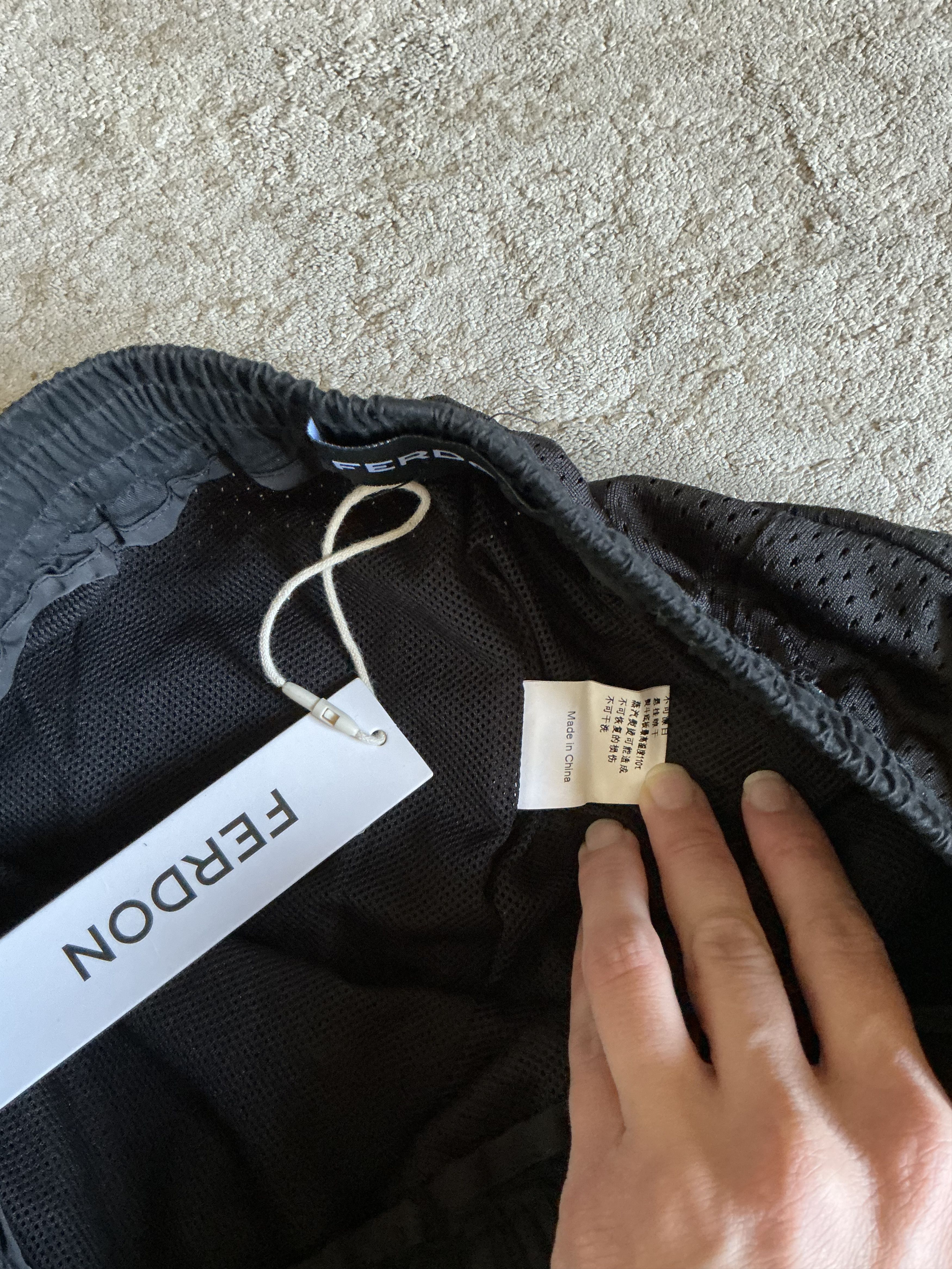 Other FERDON black shorts, size medium Size US 38 / EU 54 - 4 Thumbnail