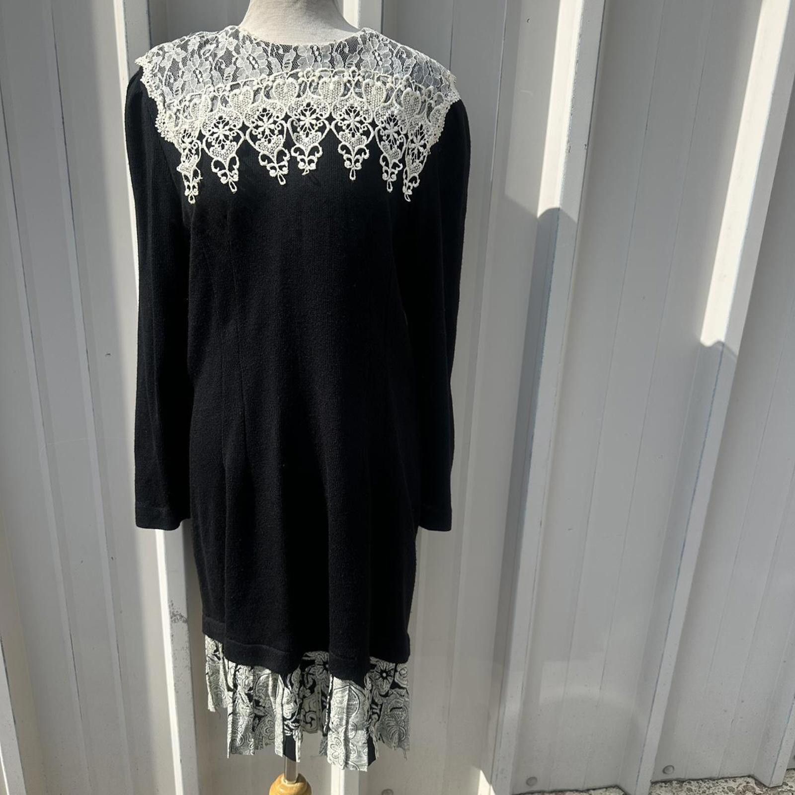 Other Black and white lace dress #gothicglam #fairycore Size L / US 10 / IT 46 - 1 Thumbnail