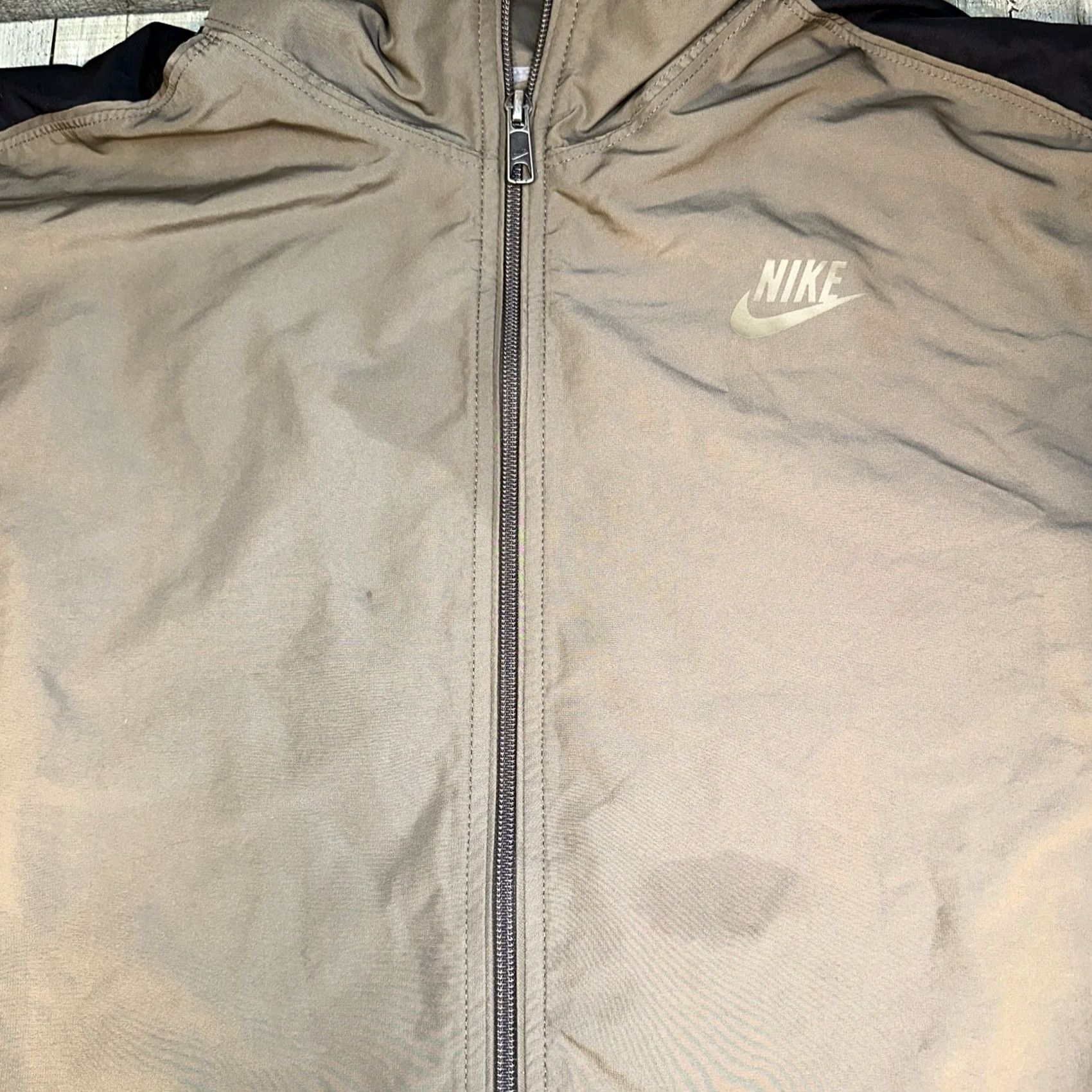 Nike VINTAGE Nike Windbreaker Jacket 90s XL Men Brown Windbreaker Lined Jacket Size US XL / EU 56 / 4 - 2 Thumbnail
