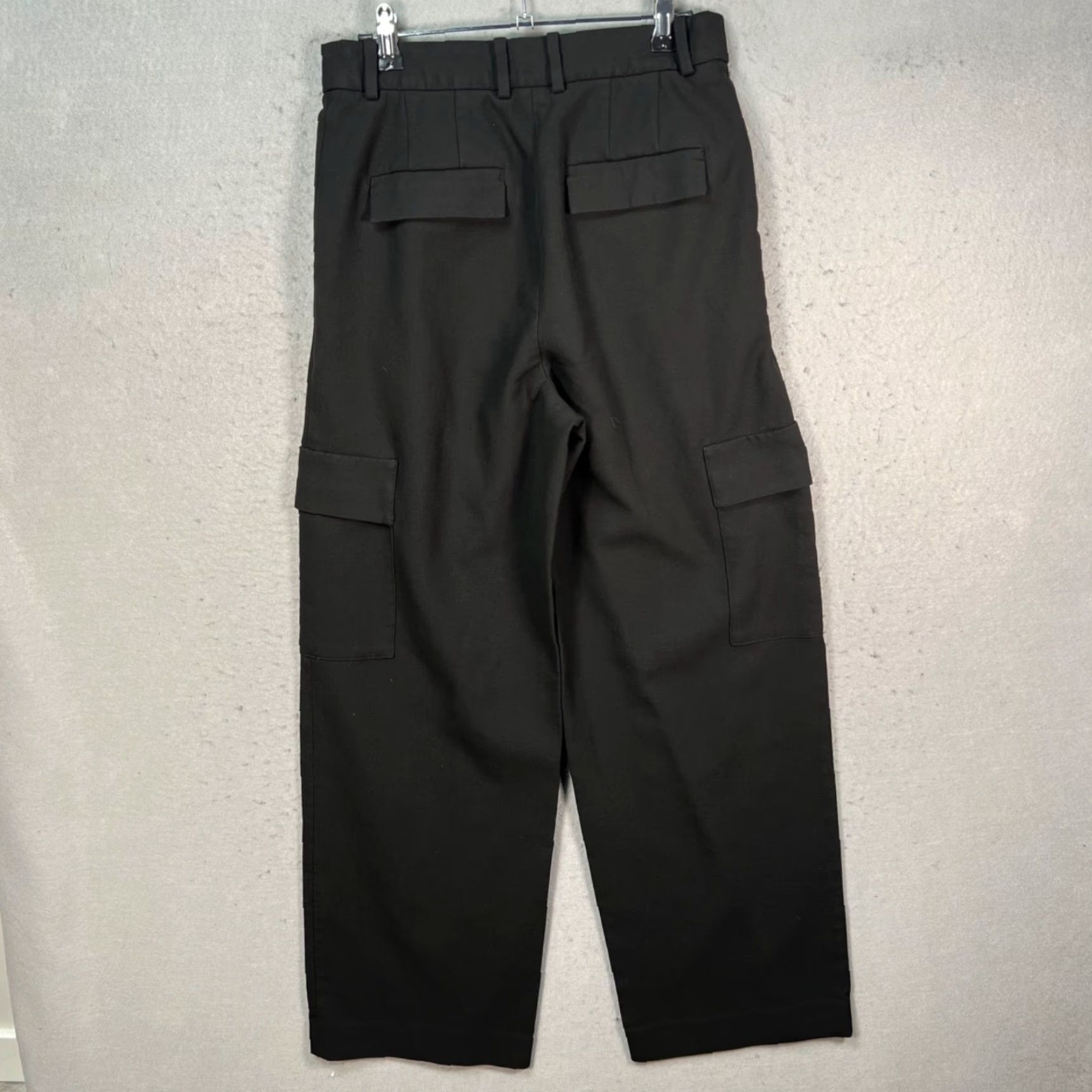 Vintage Babaton Black High-Waisted Wide-Leg Pleated Utility Cargo Pants Women Size 6 Size 28" / US 6 / IT 42 - 2 Thumbnail