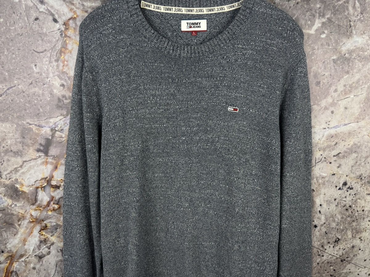 Tommy Hilfiger Tommy Hilfiger Jeans Men’s Pullover Sweatshirt Size Large Size US L / EU 52-54 / 3 - 3 Thumbnail
