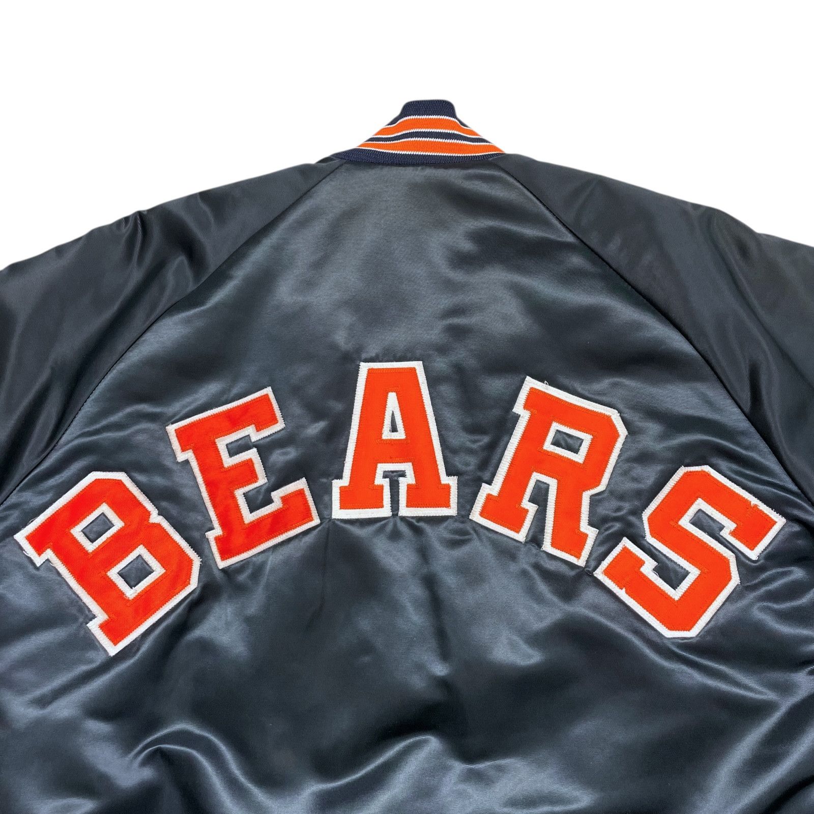 NFL VTG 80s CHICAGO BEARS CHALK LINE SATIN JACKET SPELL OUT Sz M Size US M / EU 48-50 / 2 - 3 Thumbnail