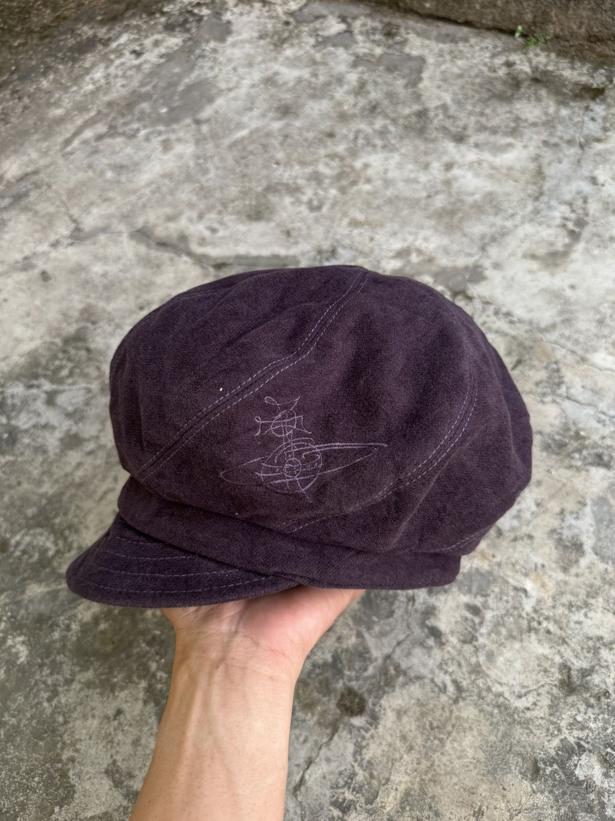 Vivienne Westwood Vivienne Westwood Hats Size ONE SIZE - 1 Thumbnail