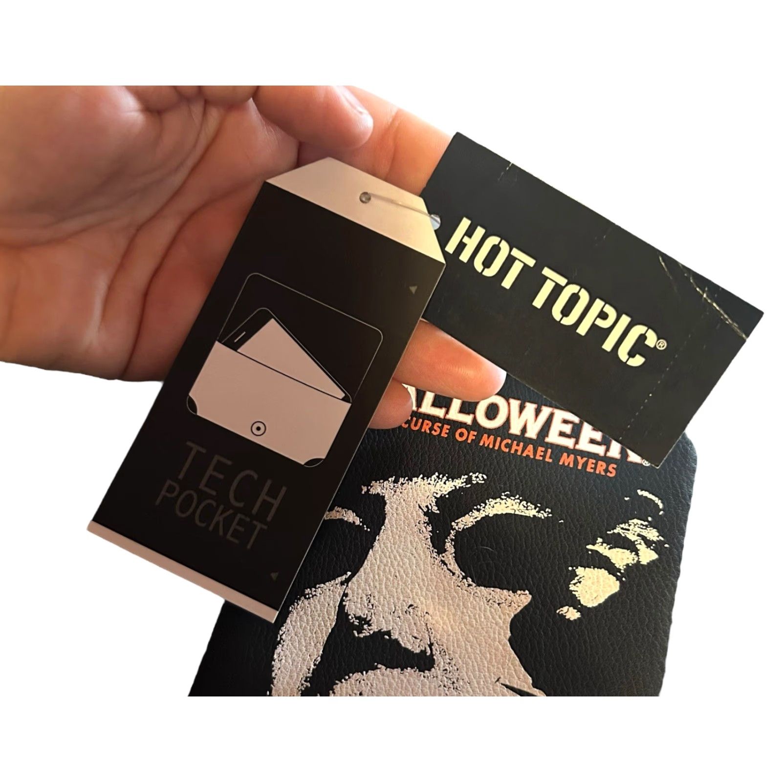 Hot Topic Hot Topic Halloween The Curse Of Michael Myers Tech Wallet Phone Wristlet New Wallet Women One Size Black Faux Leather Size ONE SIZE - 7 Thumbnail