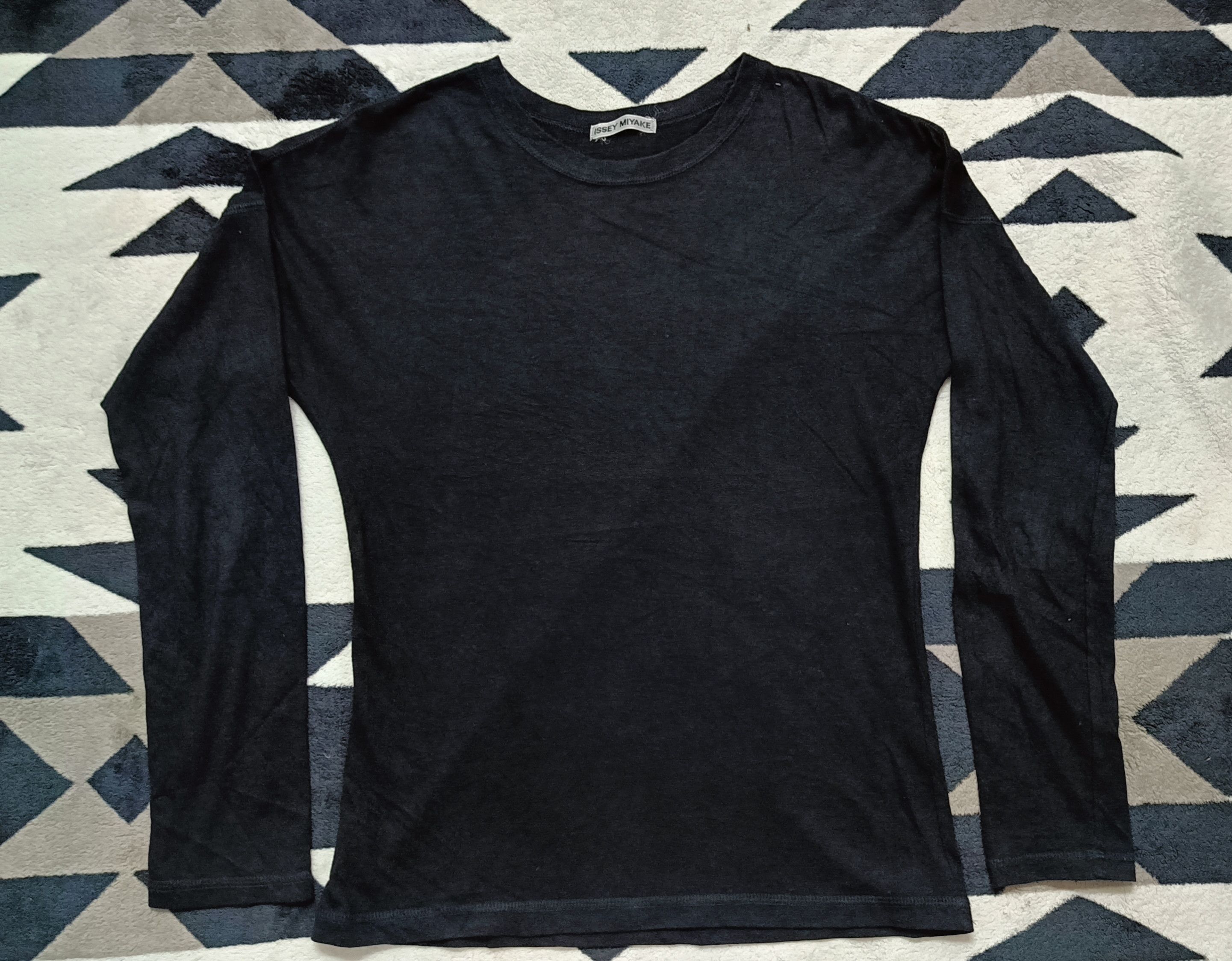 Issey Miyake 🔥🔥 Vintage Issey Miyake Black Long Sleeve Tee Size M / US 6-8 / IT 42-44 - 2 Thumbnail