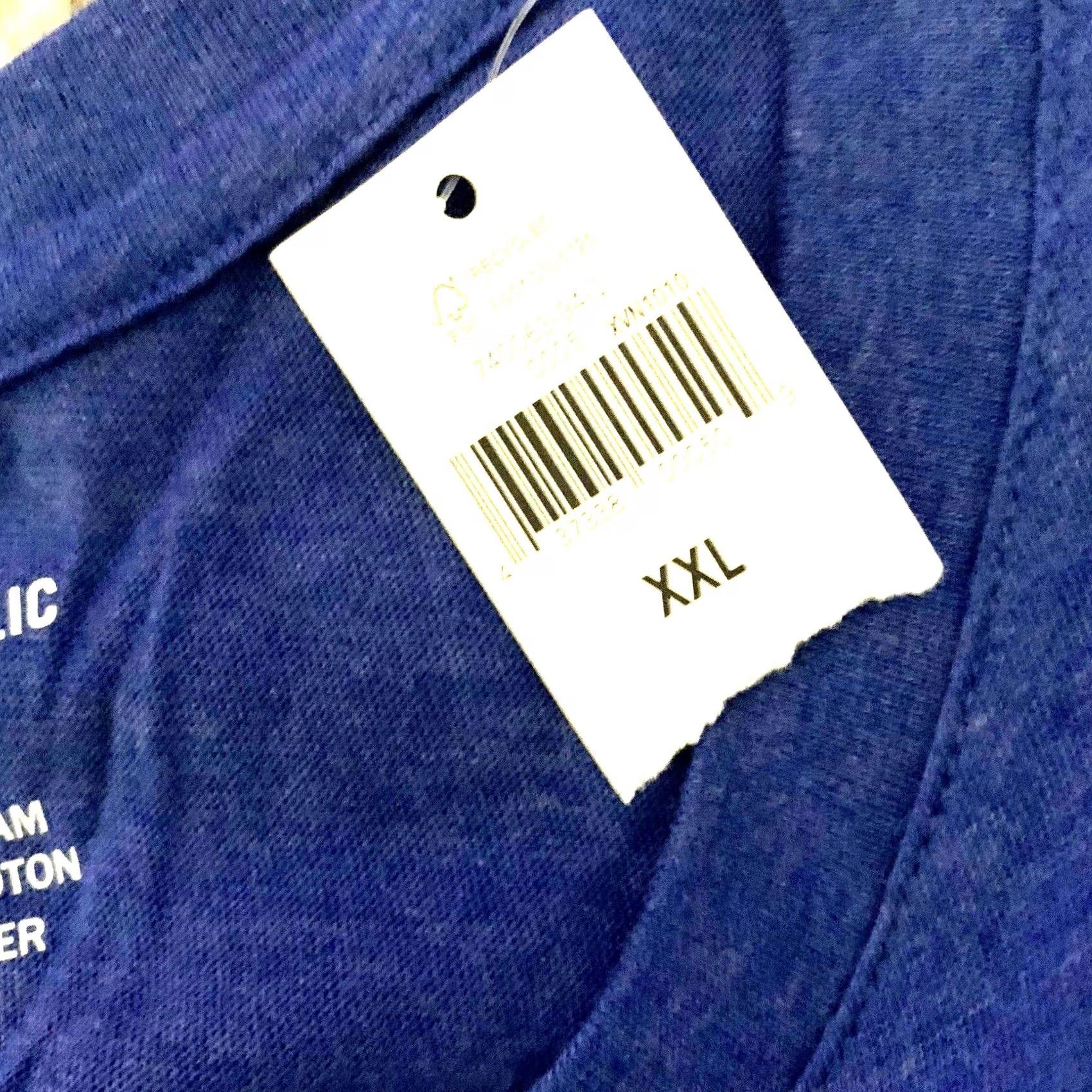 Banana Republic Banana Republic T-Shirt Men XXL Blue V-Neck Short Sleeve Cotton Blend Shirts Regular Fit Crew Neck Size US XXL / EU 58 / 5 - 2 Thumbnail