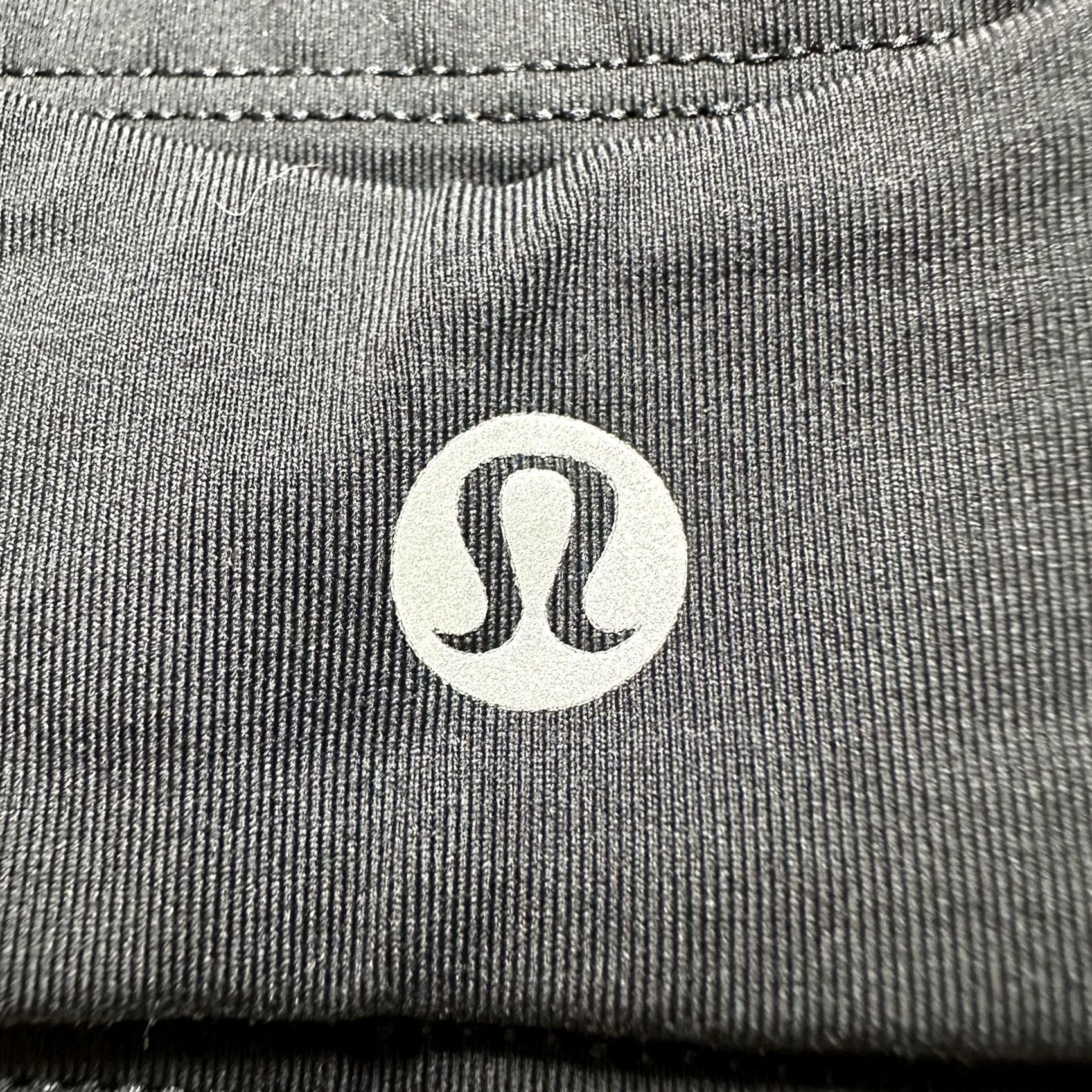 Lululemon Lululemon Clip In Long Line Bra Lift Womens Size 6 Black Luxtreme Performance Size ONE SIZE - 3 Thumbnail