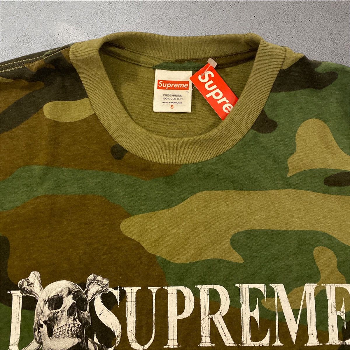 Supreme Supreme T shirt Camoflauge Size US S / EU 44-46 / 1 - 3 Thumbnail