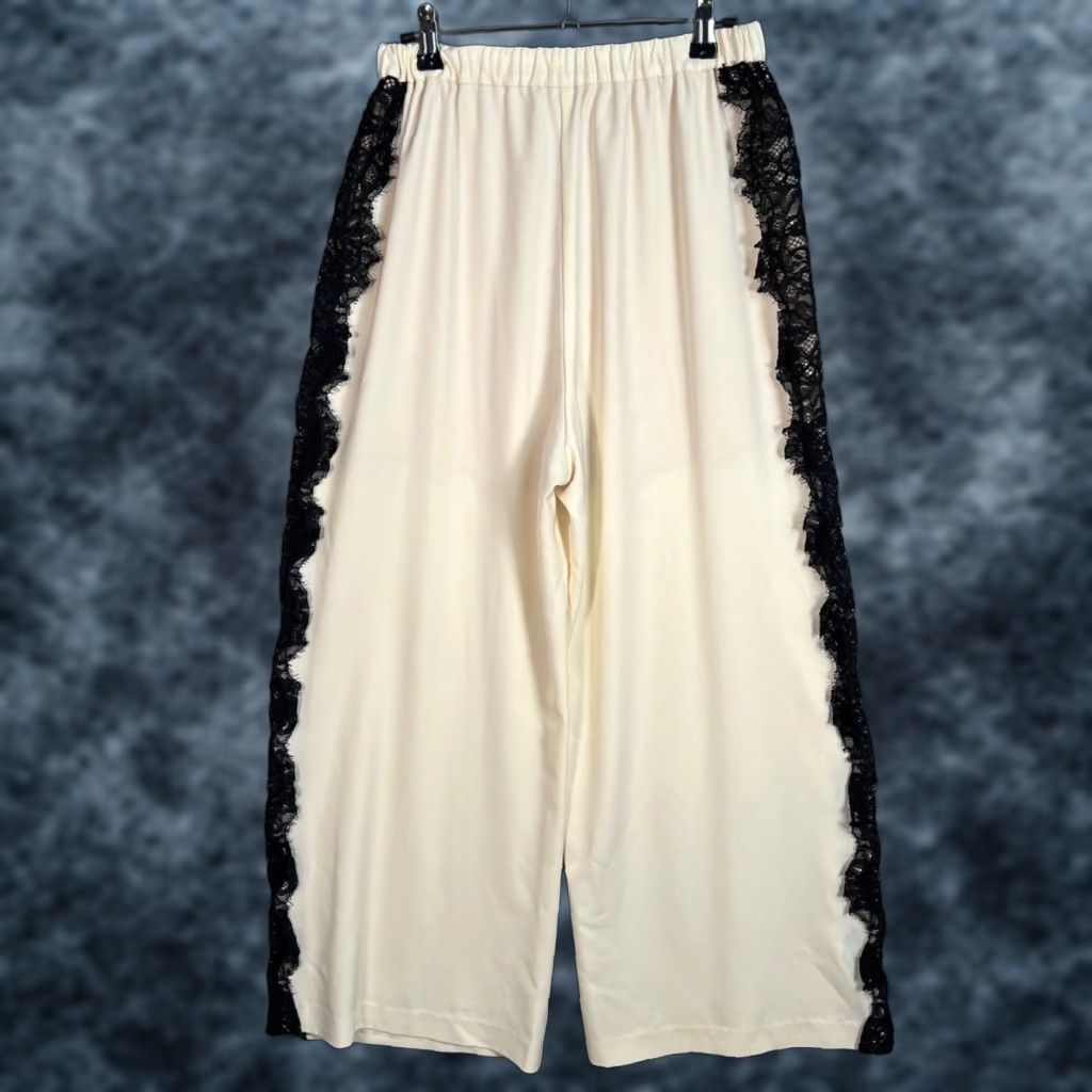 LE CIEL BLEU VINTAGE Le Ciel Bleu Womens Wide-Leg Trousers With Black Lace Trim Size 36 White Pants Dress Pants Womens 36 Bleu Lace Trim Wide-Leg Trousers Size ONE SIZE - 1 Thumbnail