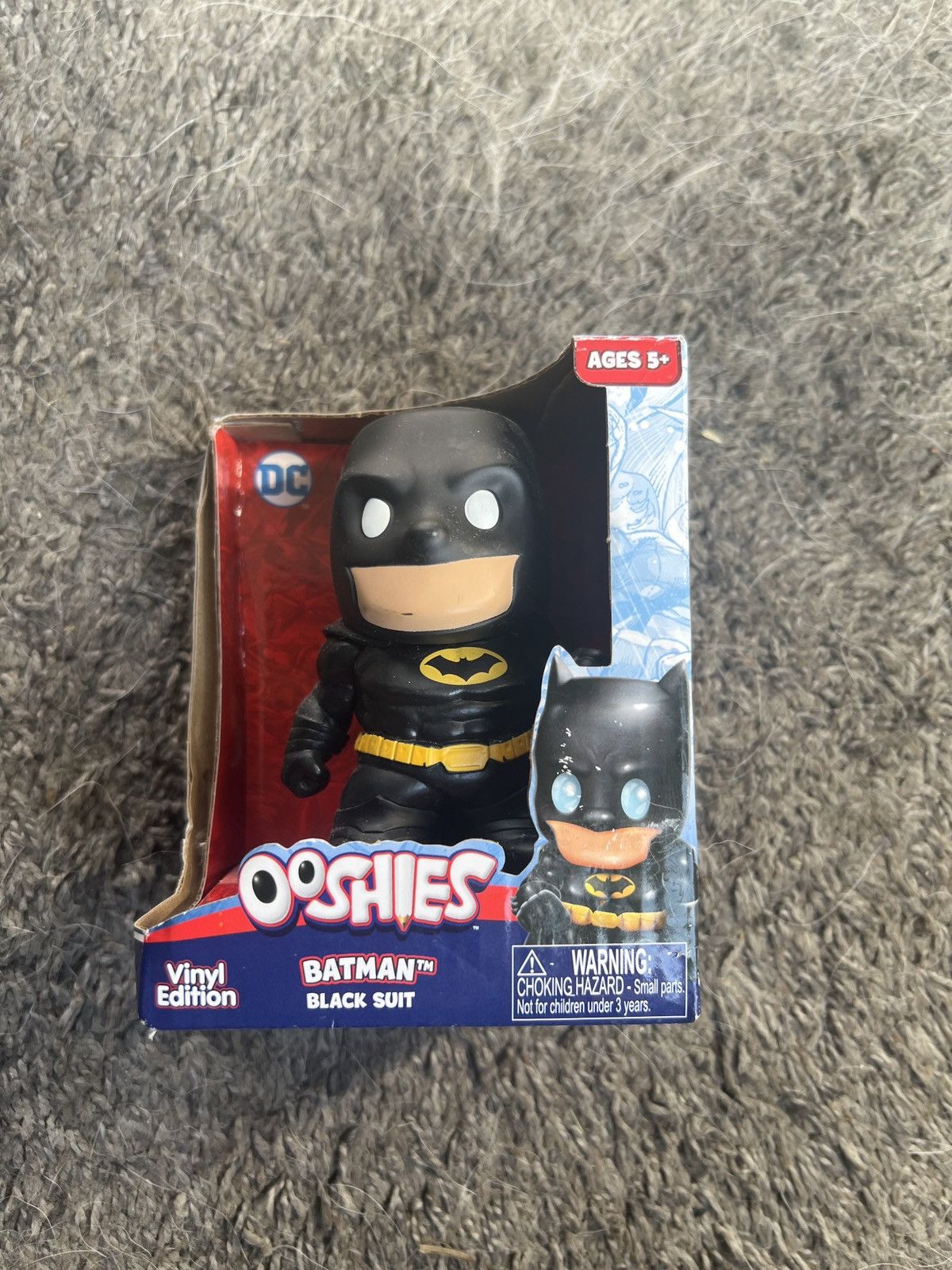 DC Comics 2022 DC Comics Ooshies Batman Black Suit Vinyl Edition Size ONE SIZE - 1 Thumbnail